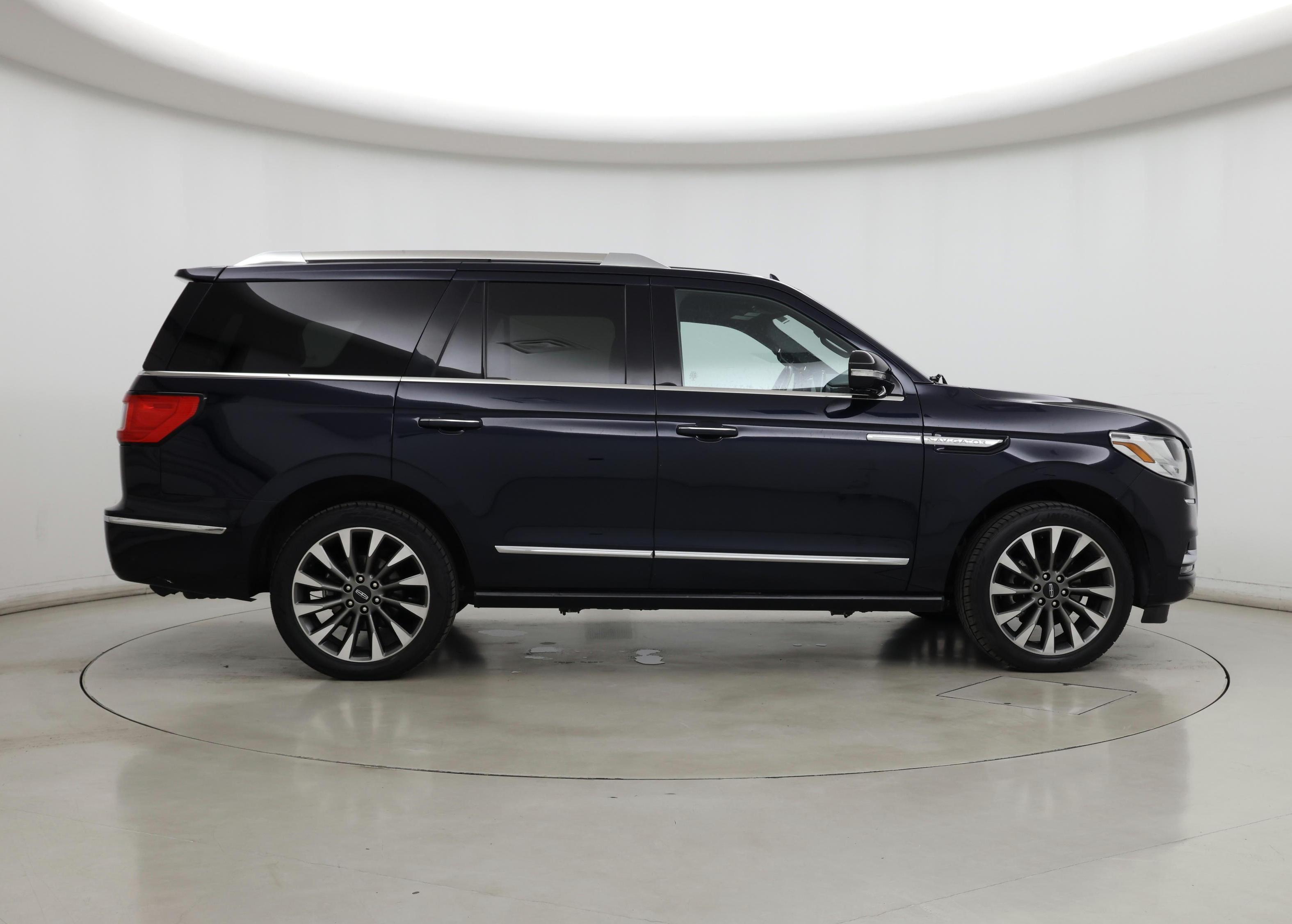 Thumbnail: 2021 Lincoln Navigator - 7