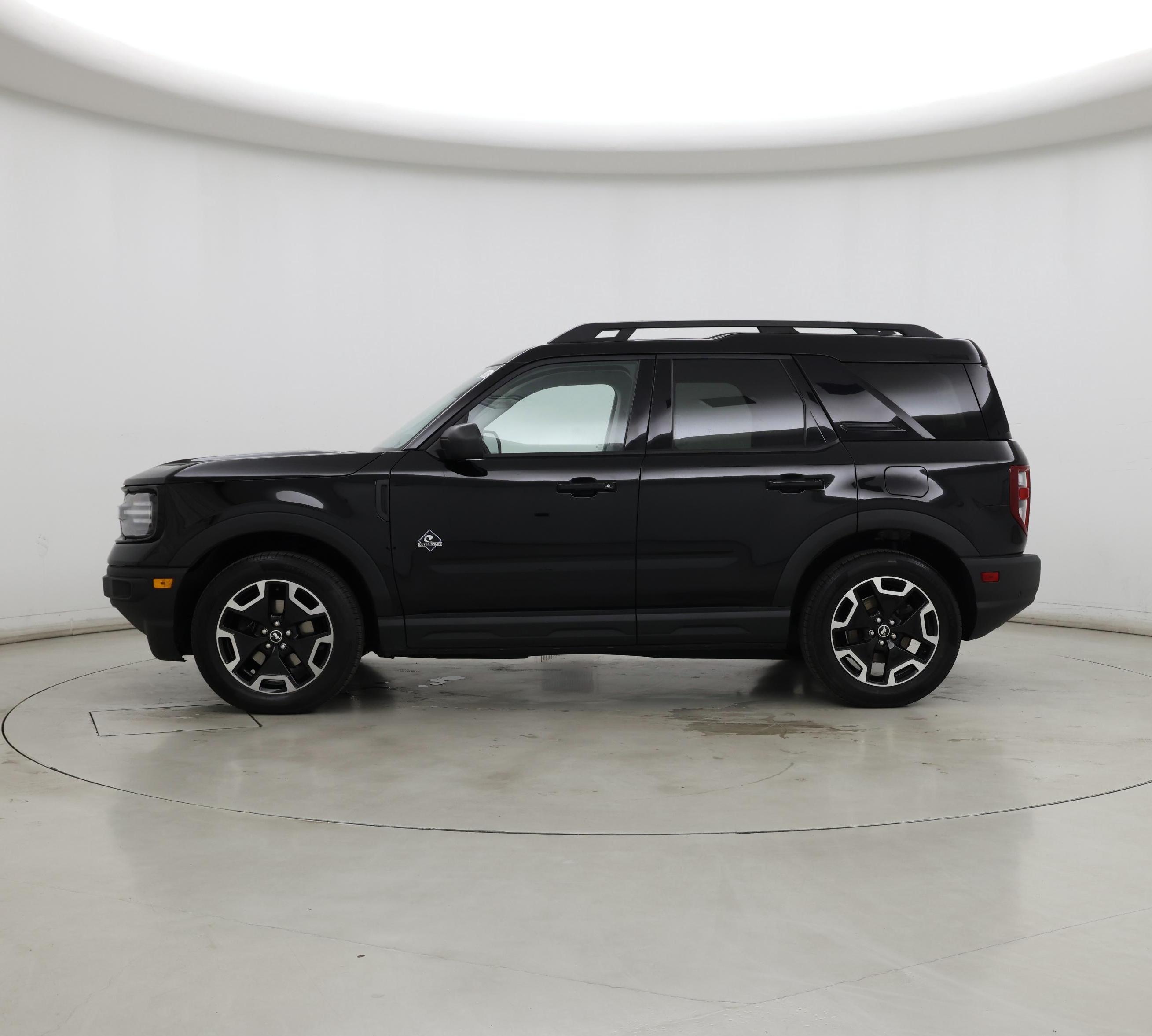Thumbnail: 2022 Ford Bronco Sport - 3