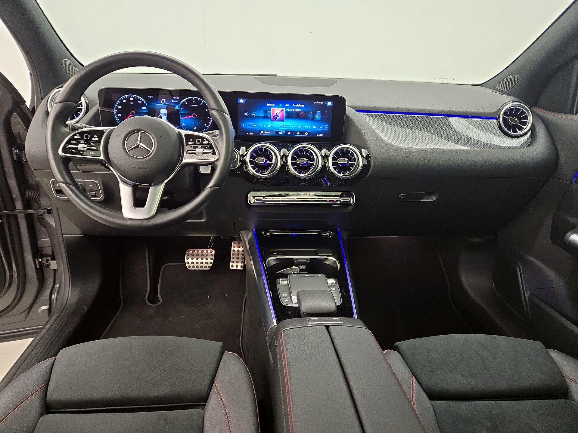 Thumbnail: 2023 Mercedes-Benz GLA - 9