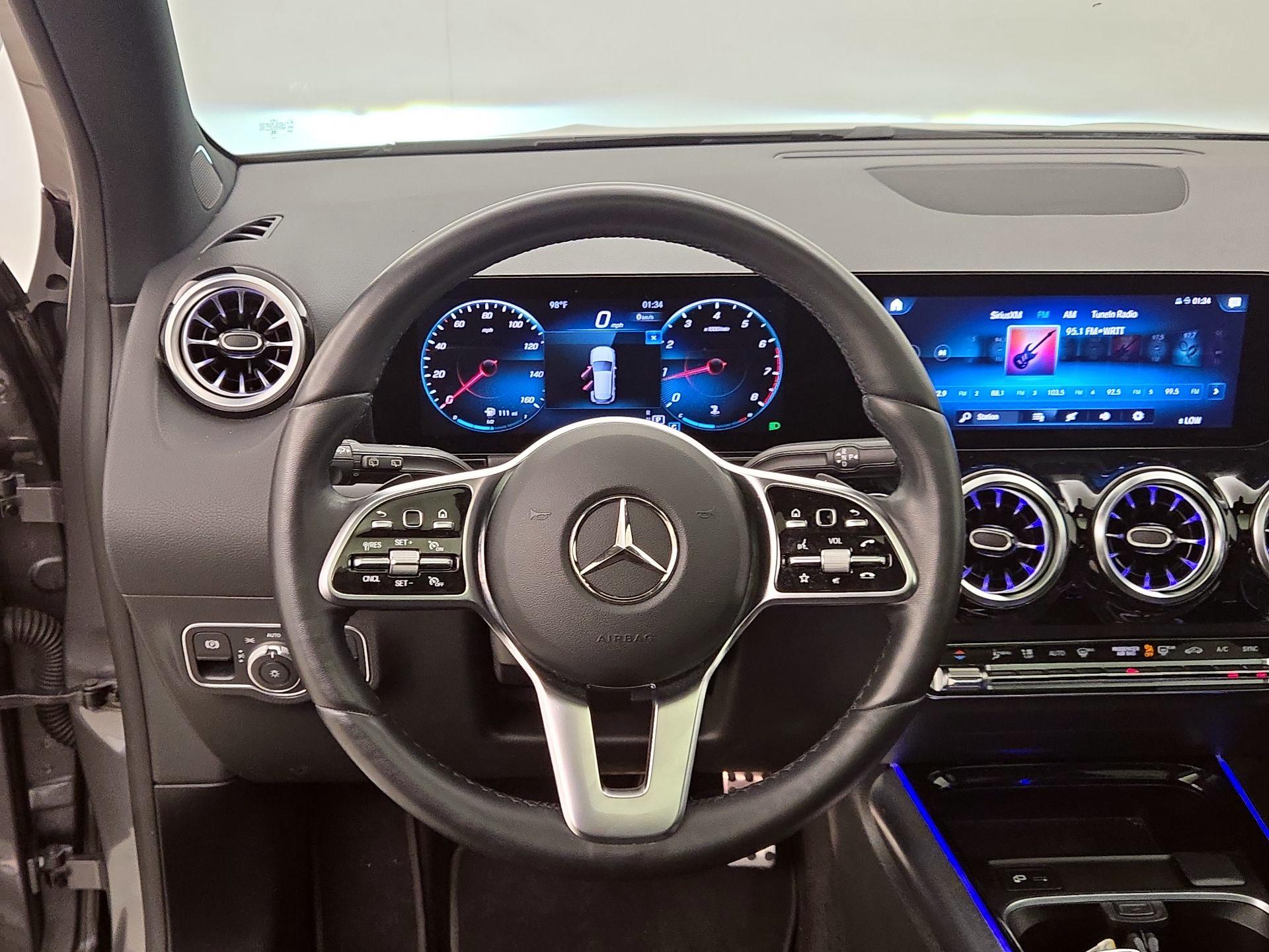 Thumbnail: 2023 Mercedes-Benz GLA - 10