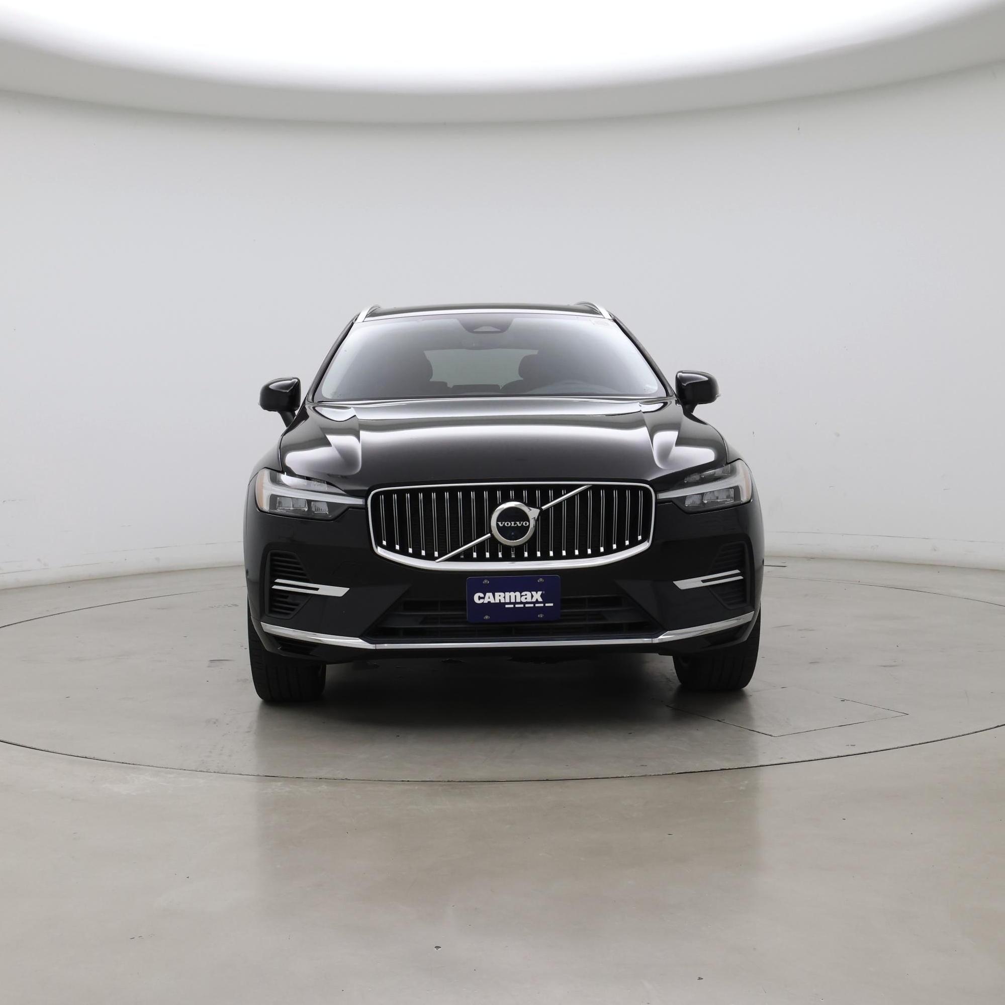 Thumbnail: 2022 Volvo XC60 - 5