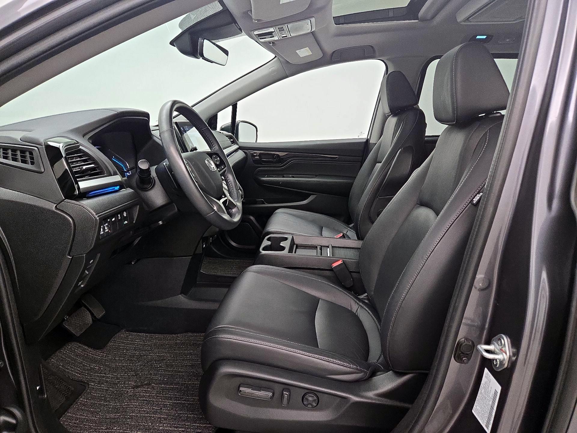 Thumbnail: 2023 Honda Odyssey - 11