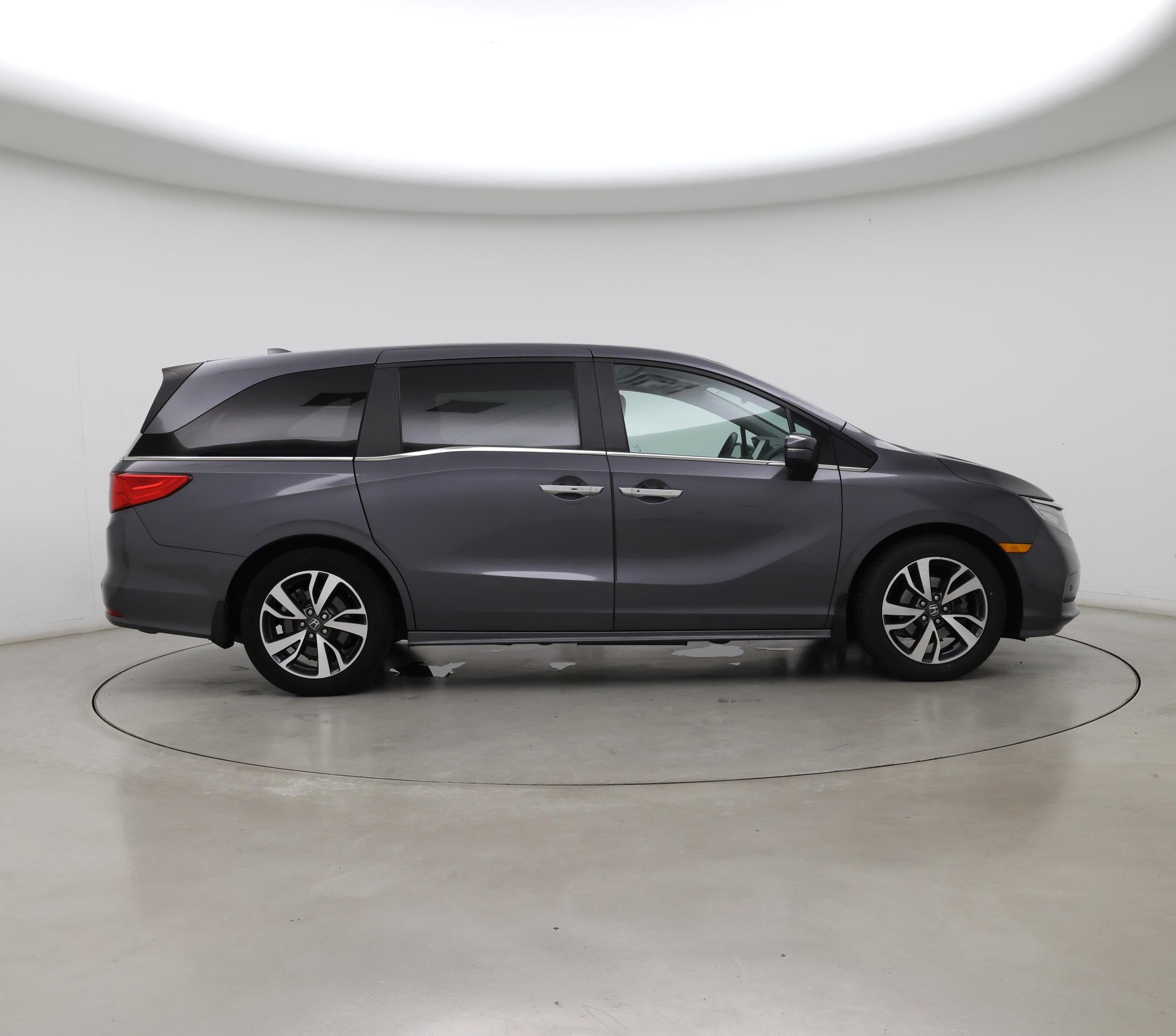Thumbnail: 2023 Honda Odyssey - 7