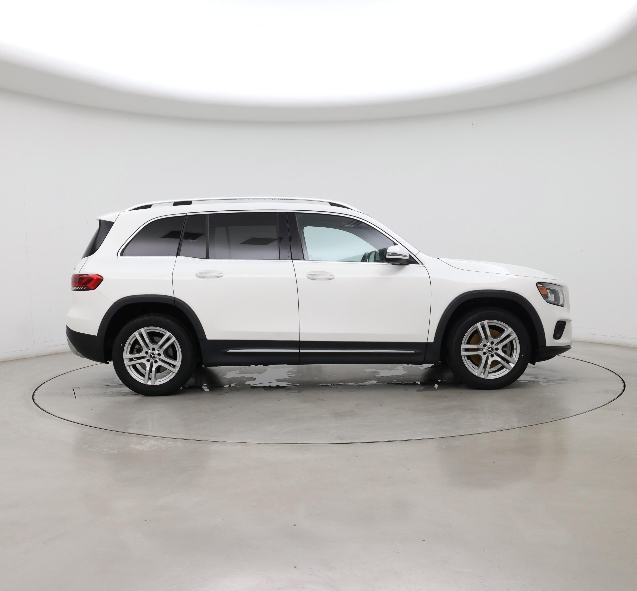 Thumbnail: 2021 Mercedes-Benz GLB - 7