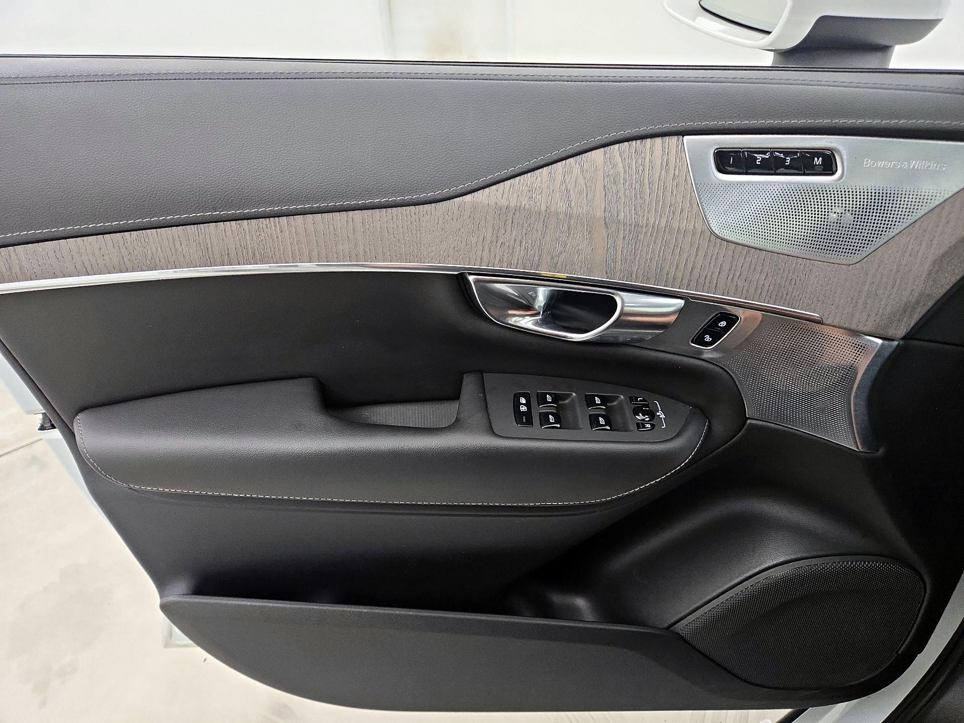 Thumbnail: 2023 Volvo XC90 - 12