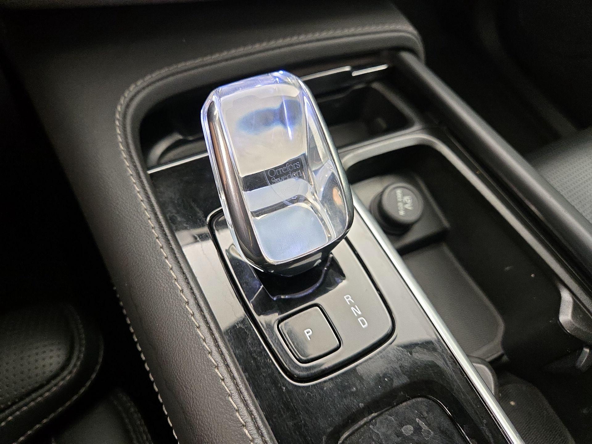 Thumbnail: 2023 Volvo XC90 - 18
