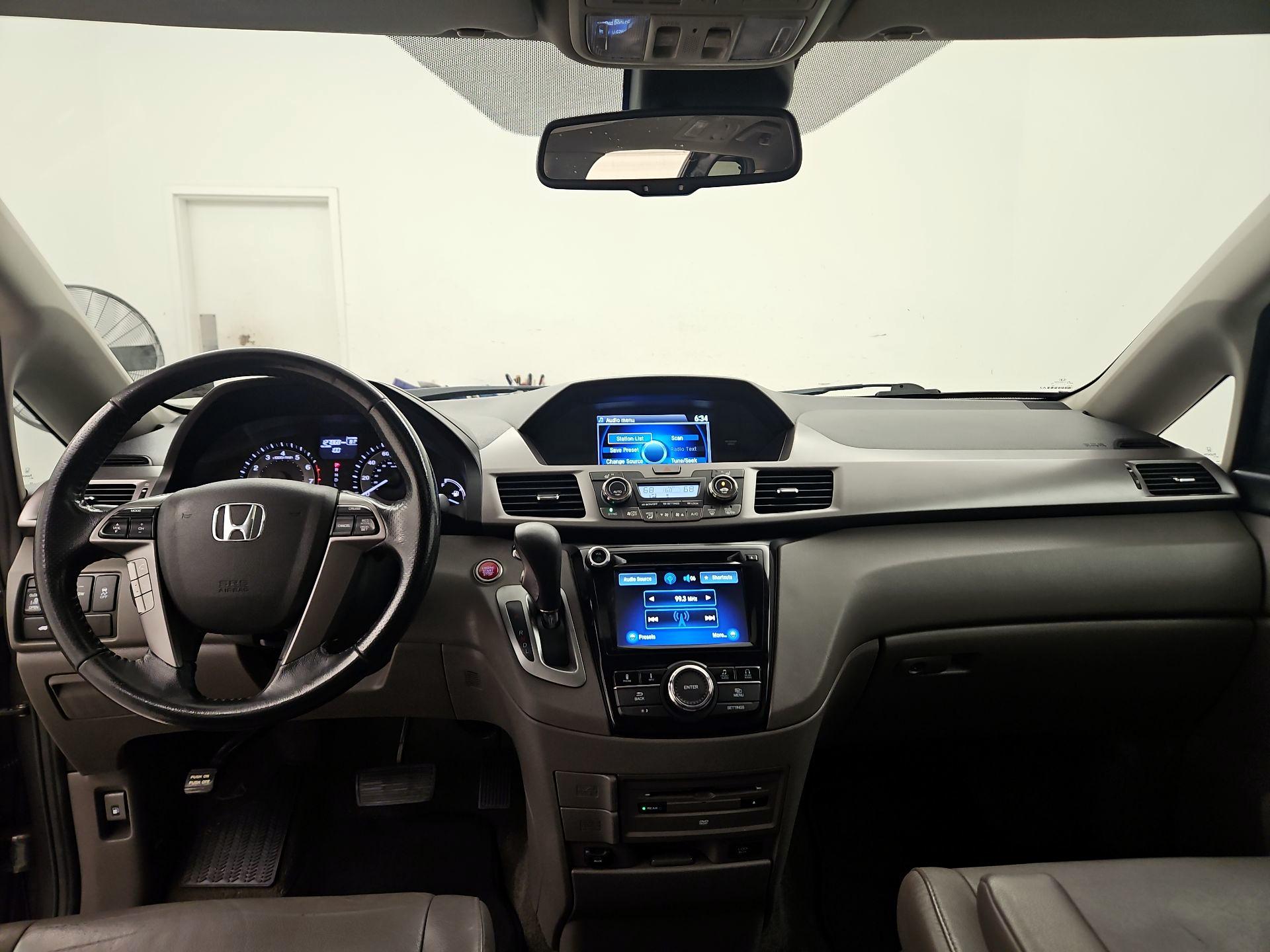 Thumbnail: 2015 Honda Odyssey - 9