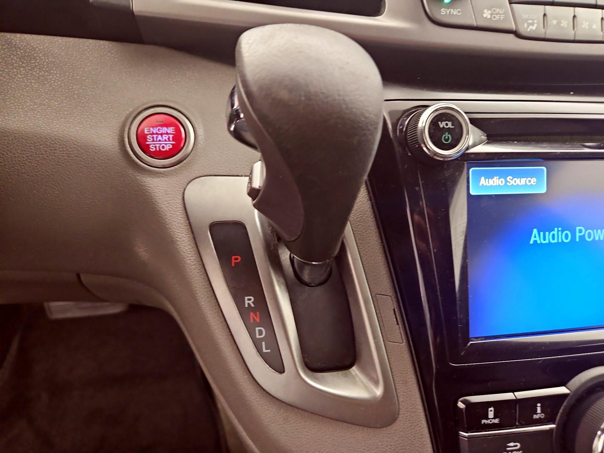 Thumbnail: 2015 Honda Odyssey - 17