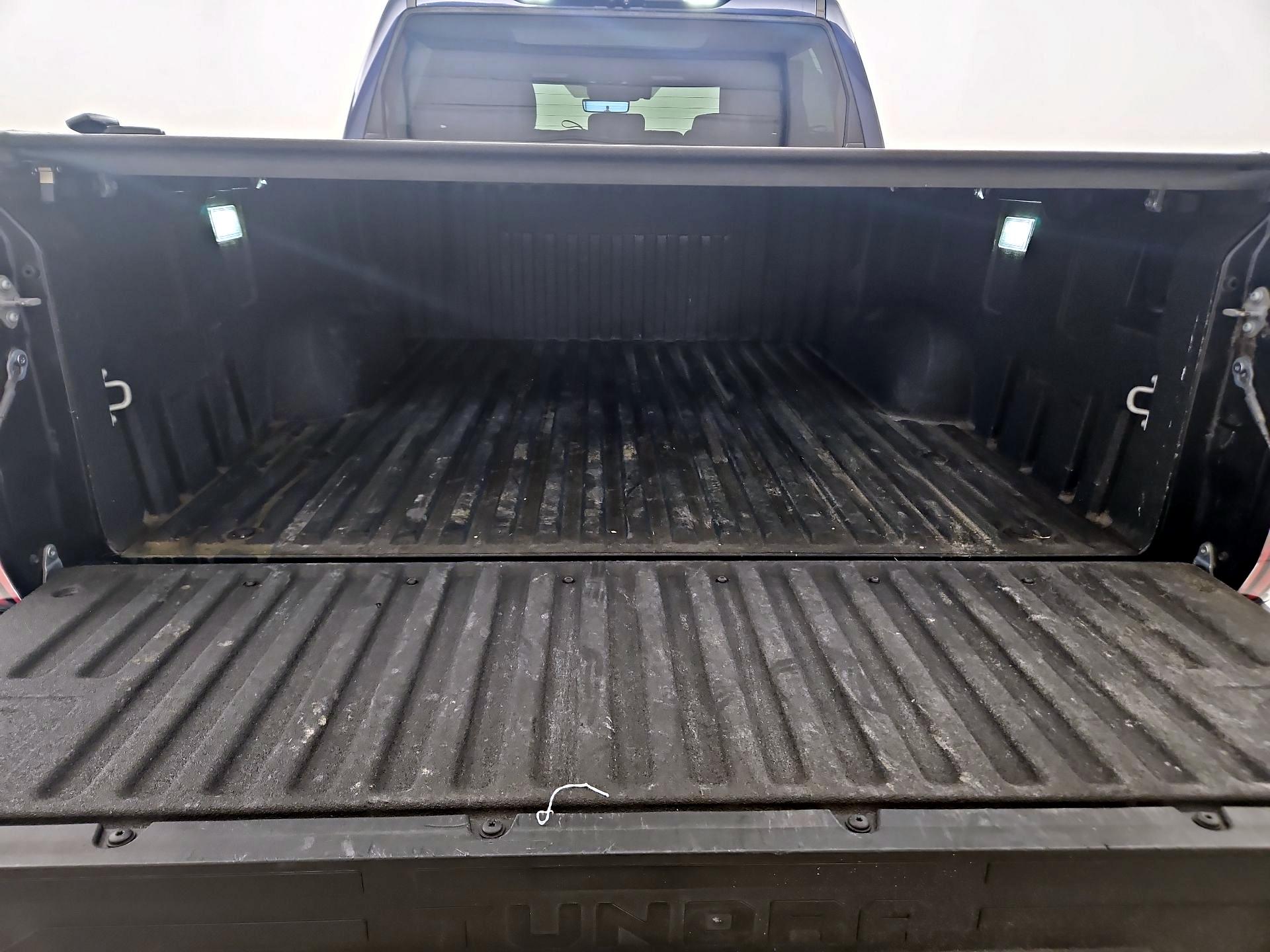Thumbnail: 2022 Toyota Tundra - 20