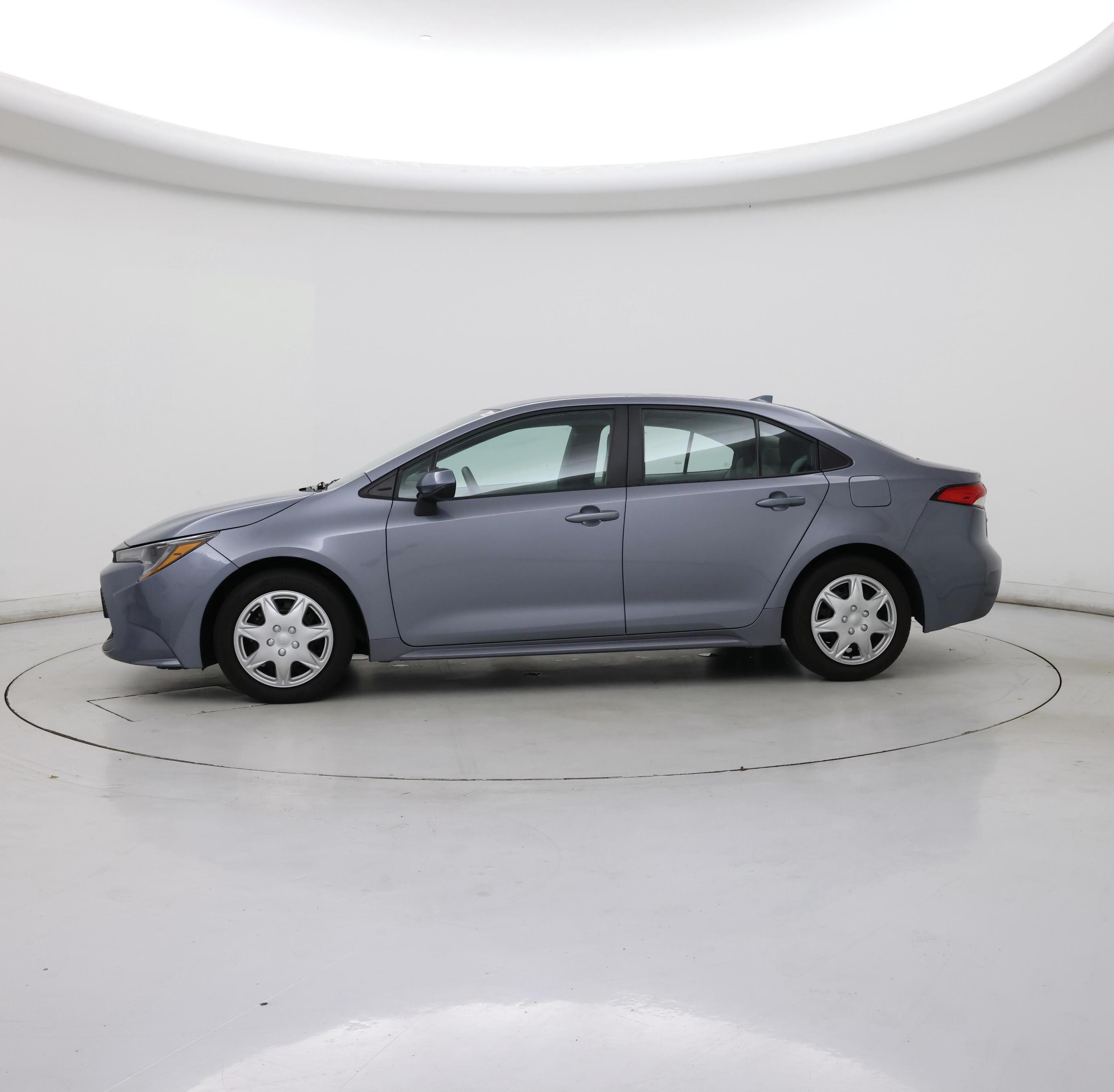 Thumbnail: 2022 Toyota Corolla - 3