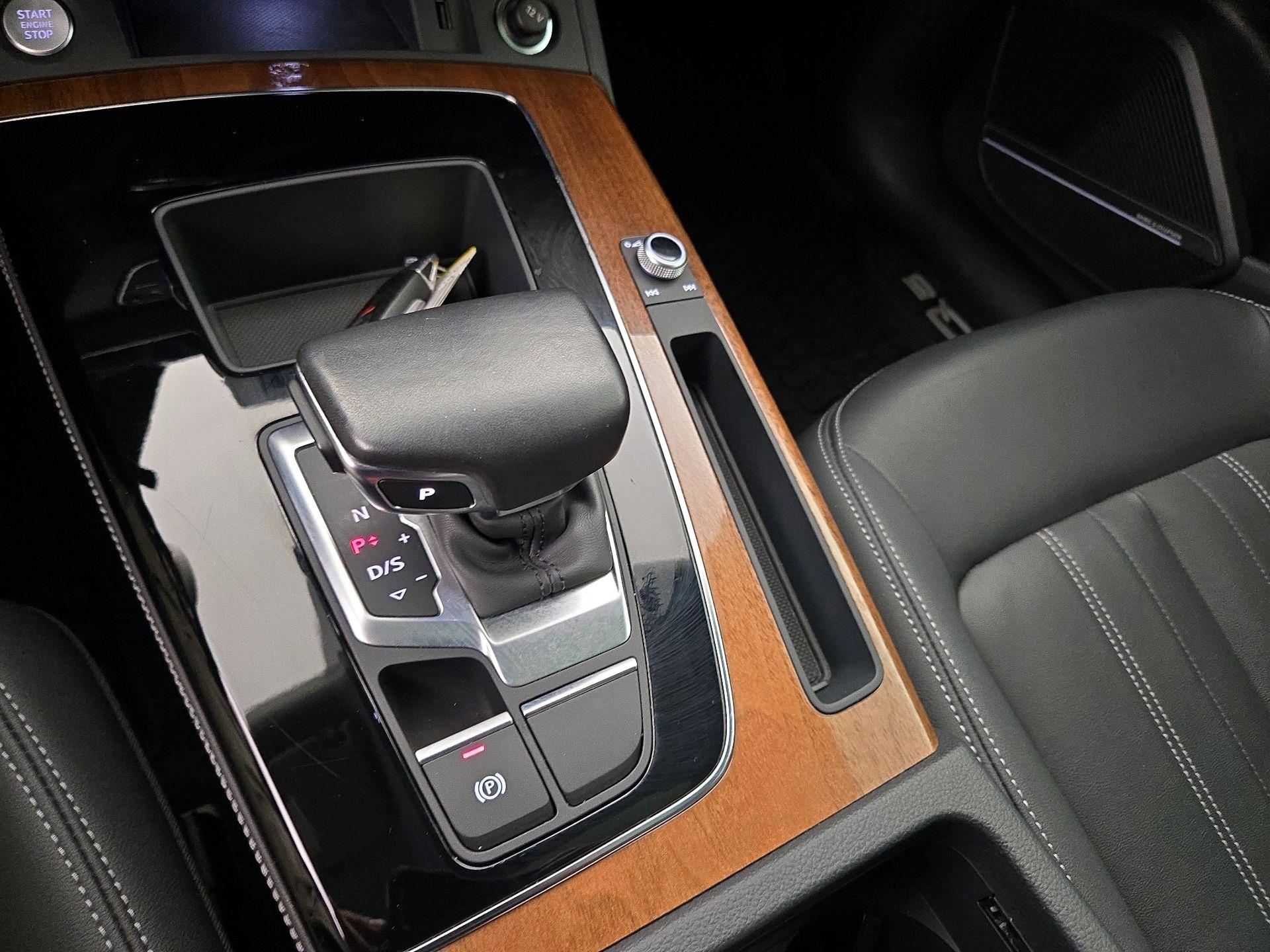Thumbnail: 2022 Audi Q5 - 18