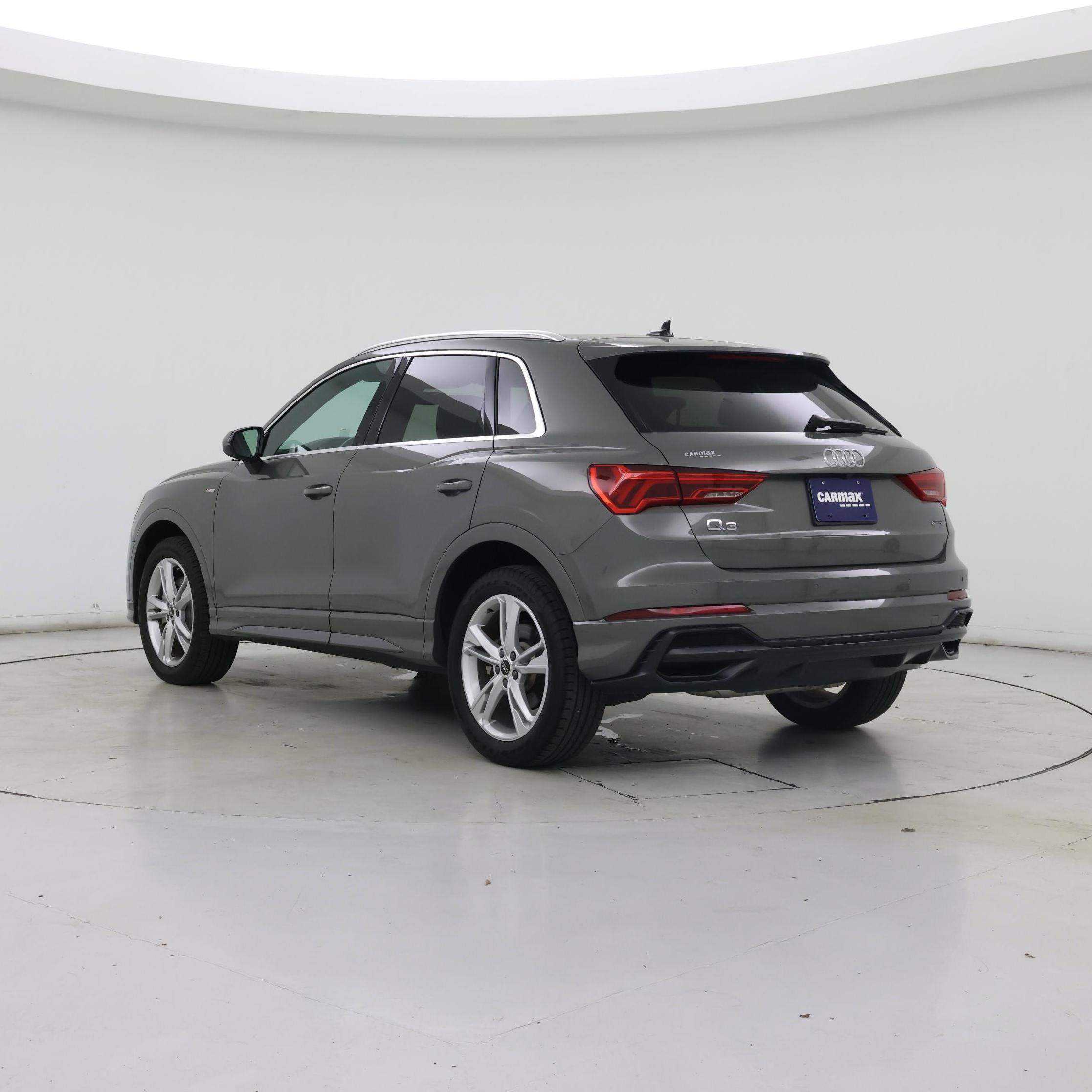 Thumbnail: 2022 Audi Q3 - 2