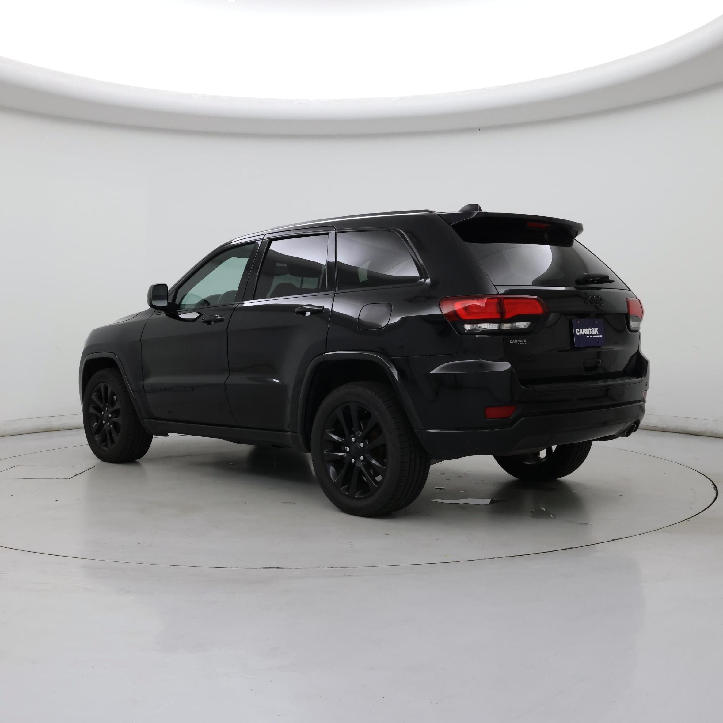 Thumbnail: 2018 Jeep Grand Cherokee - 2