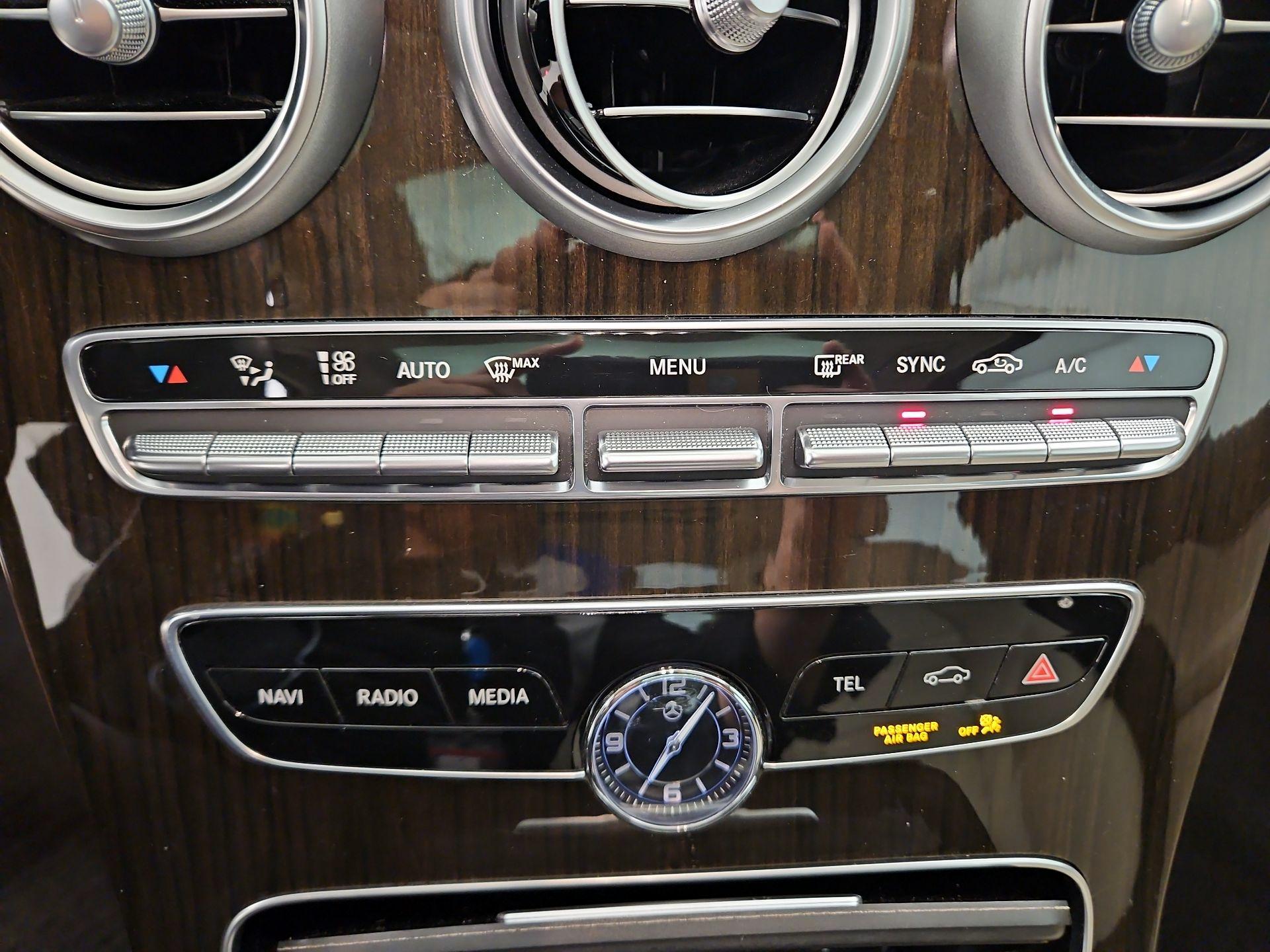 Thumbnail: 2021 Mercedes-Benz C-Class - 16