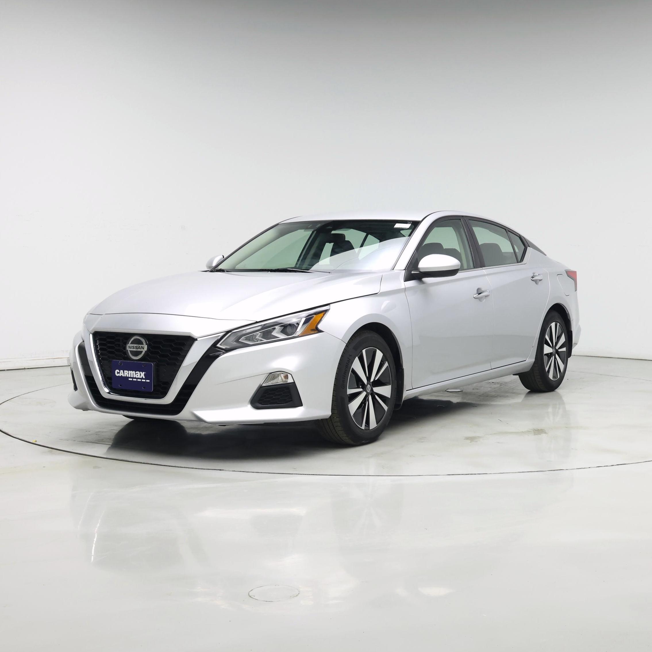 Thumbnail: 2022 Nissan Altima - 4
