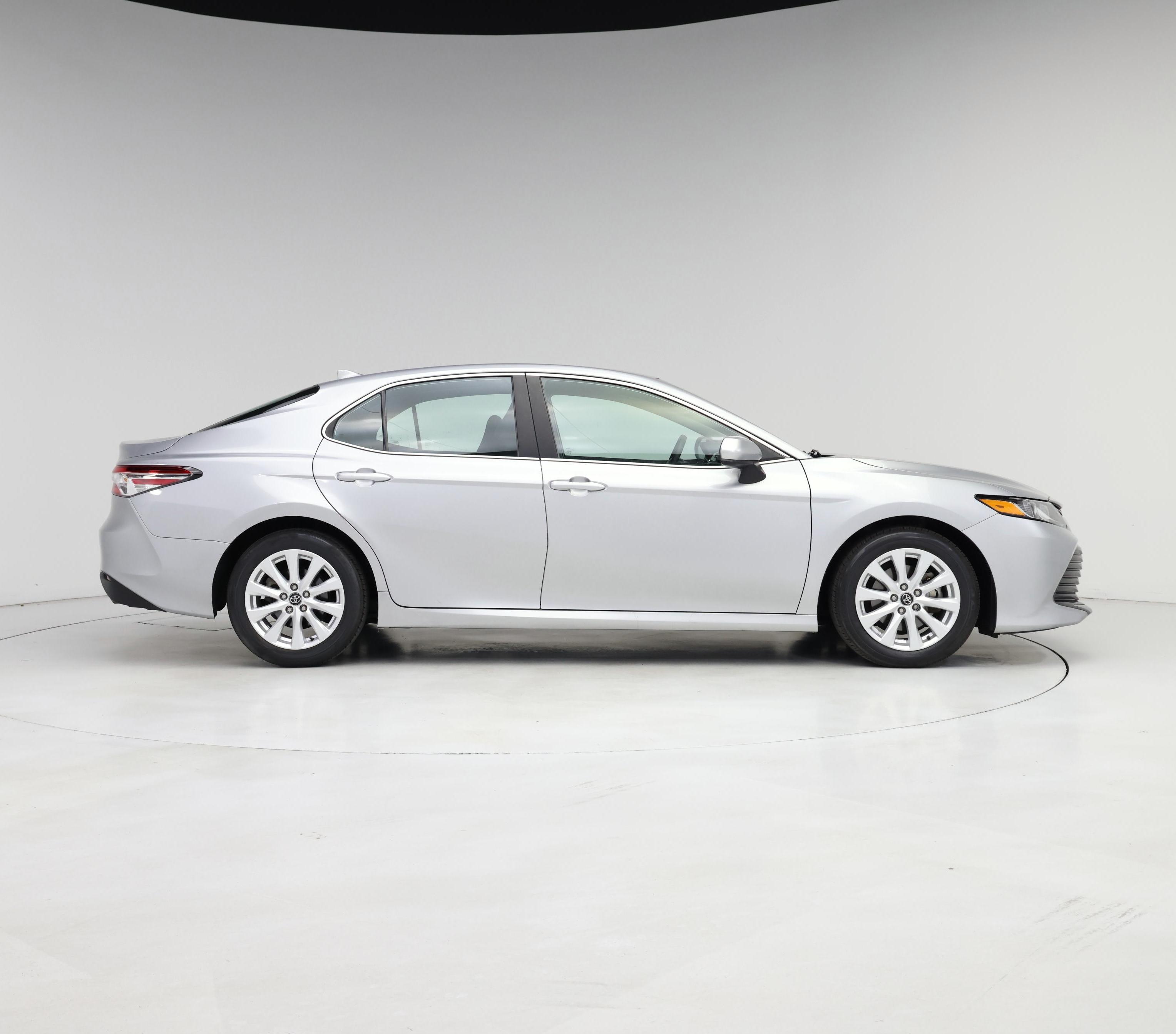Thumbnail: 2020 Toyota Camry - 7
