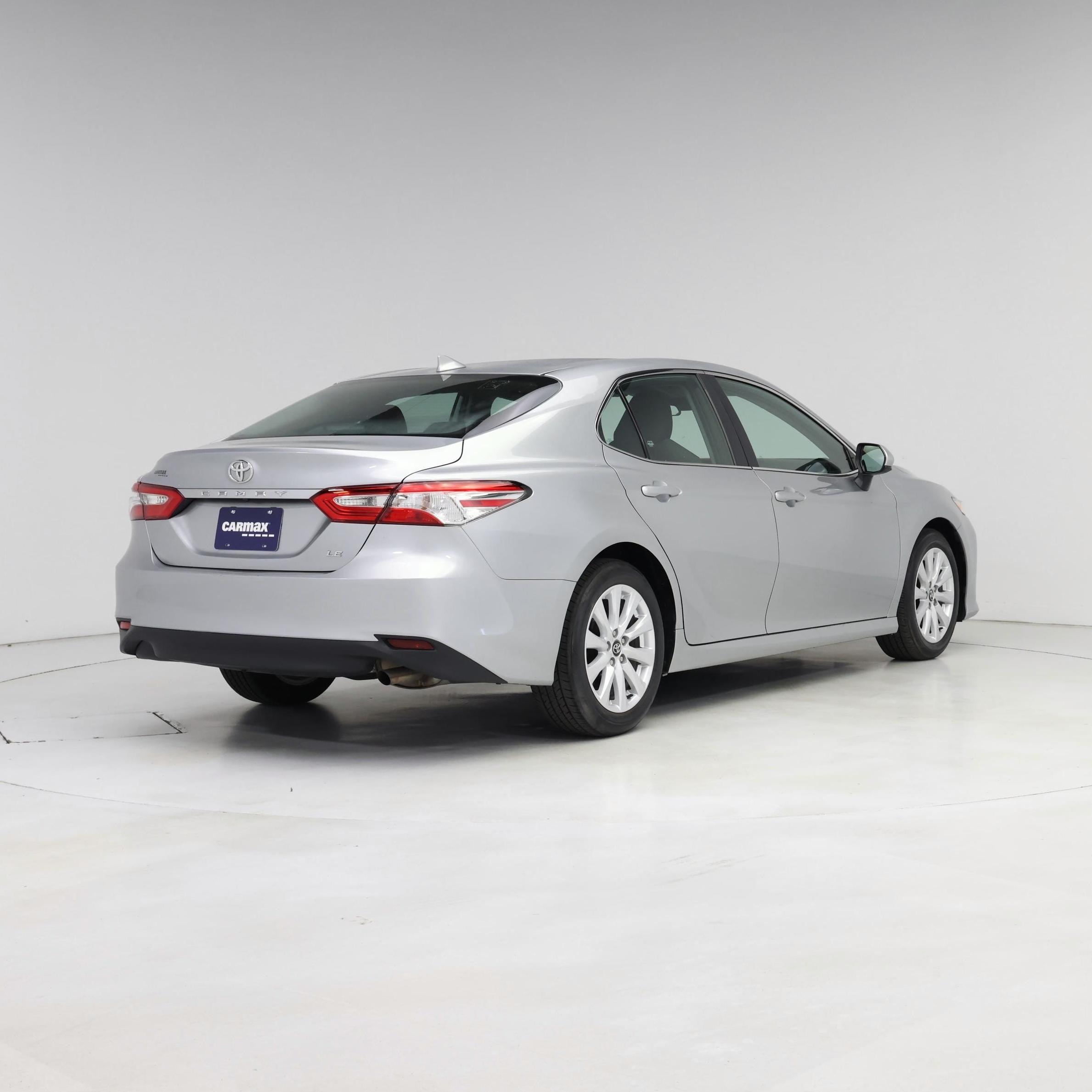 Thumbnail: 2020 Toyota Camry - 8