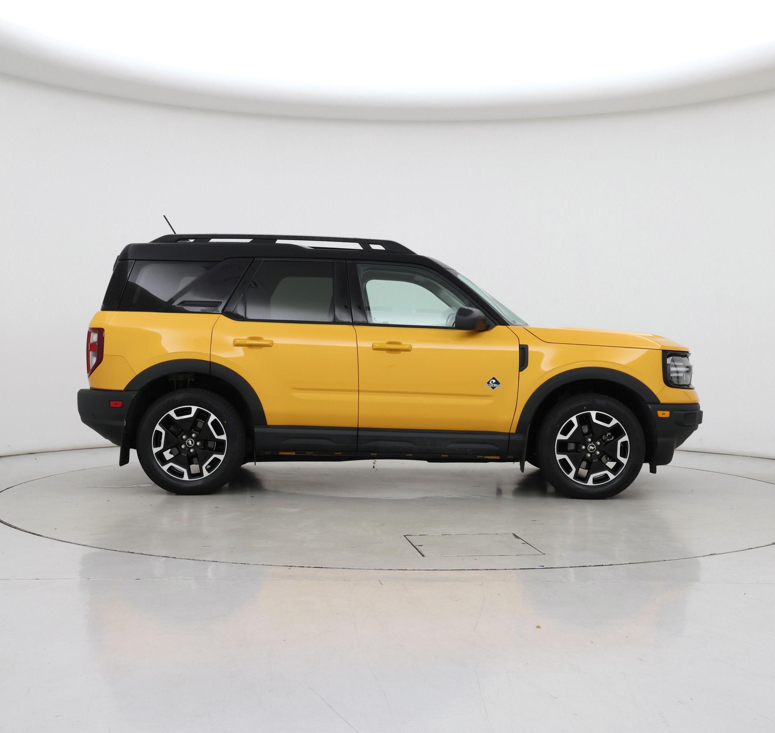 Thumbnail: 2022 Ford Bronco Sport - 7