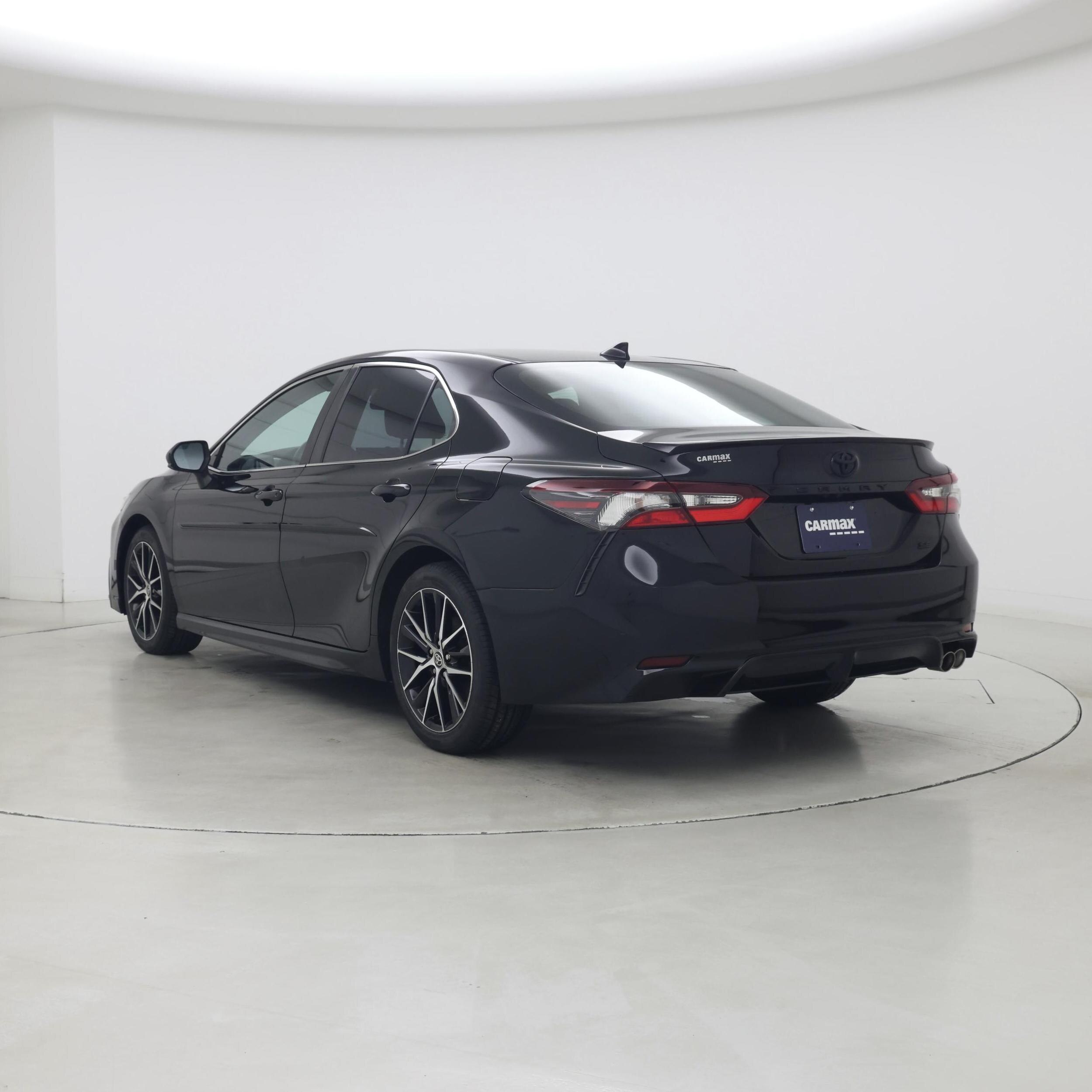 Thumbnail: 2021 Toyota Camry - 2