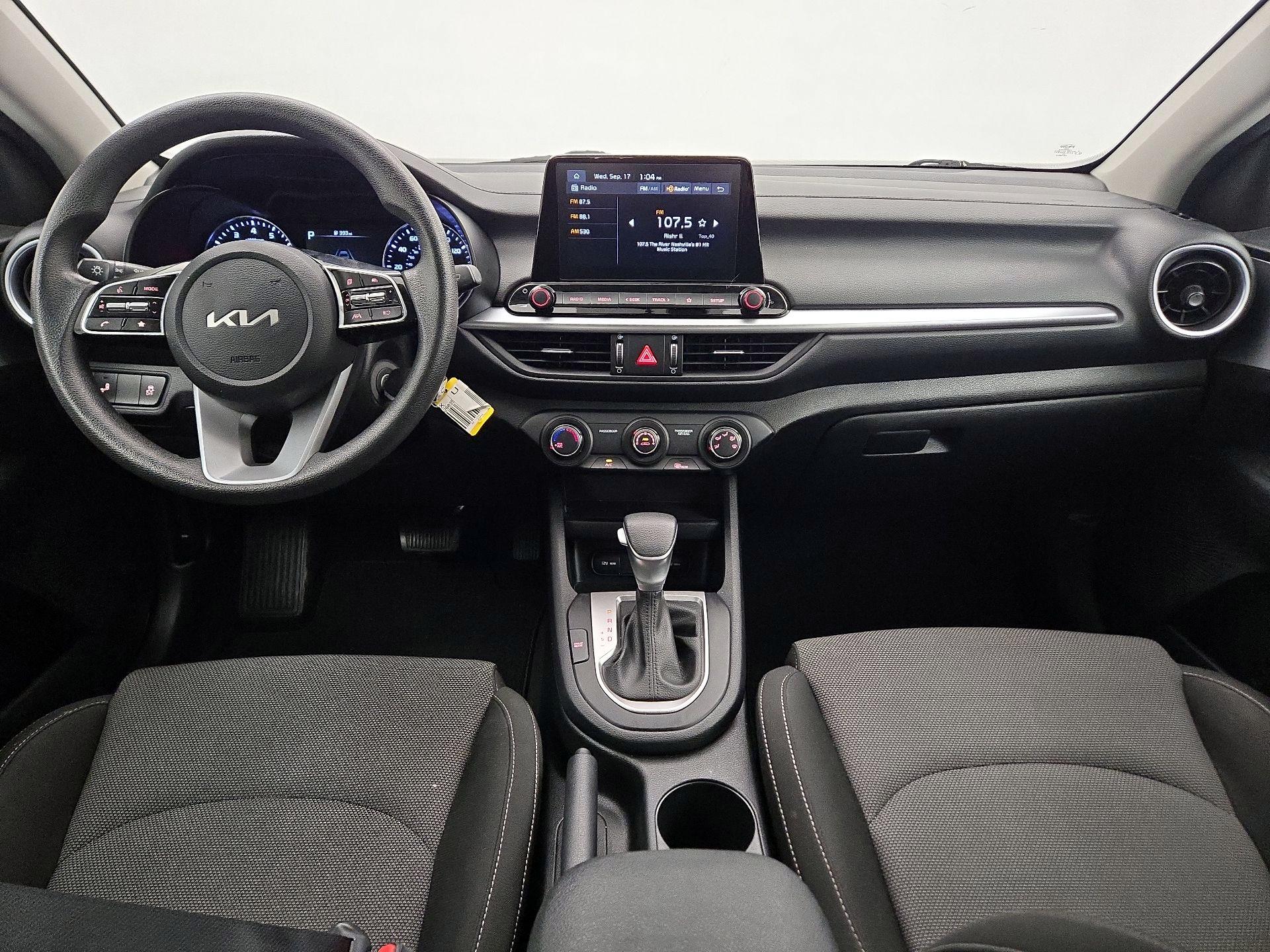 Thumbnail: 2023 Kia Forte - 9