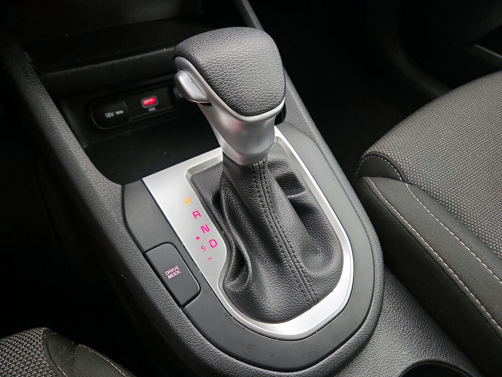 Thumbnail: 2023 Kia Forte - 17