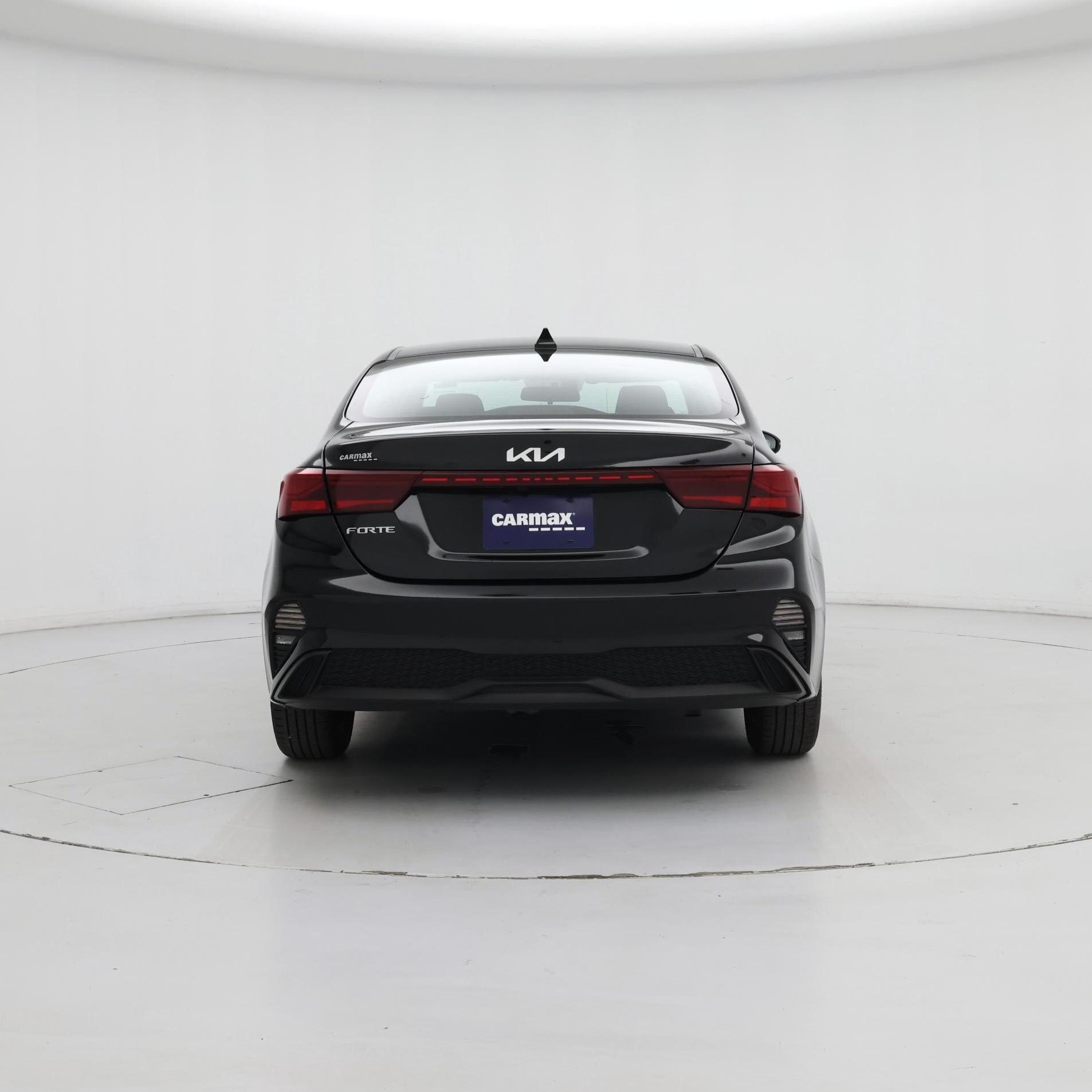 Thumbnail: 2023 Kia Forte - 6