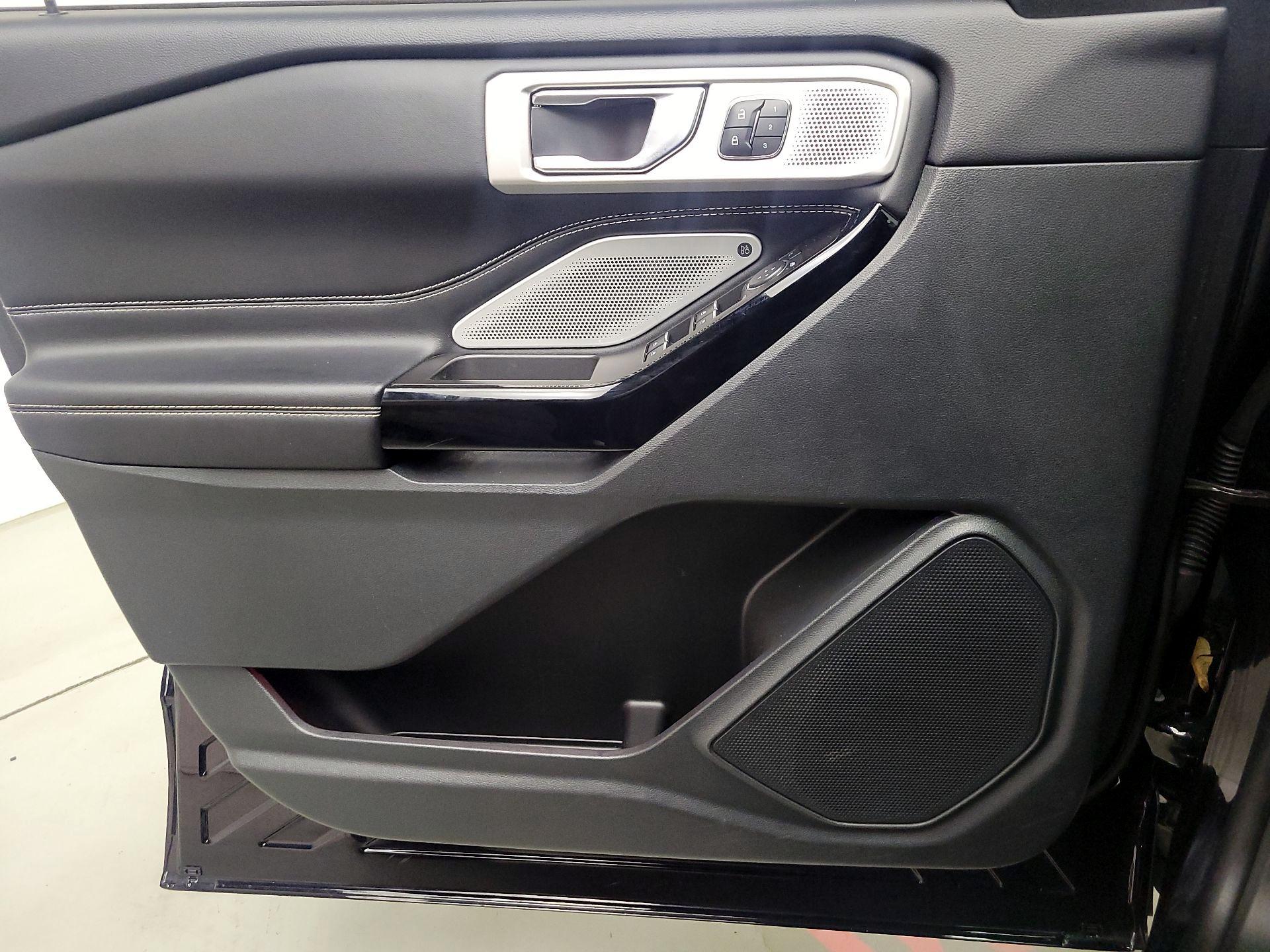 Thumbnail: 2022 Ford Explorer - 12