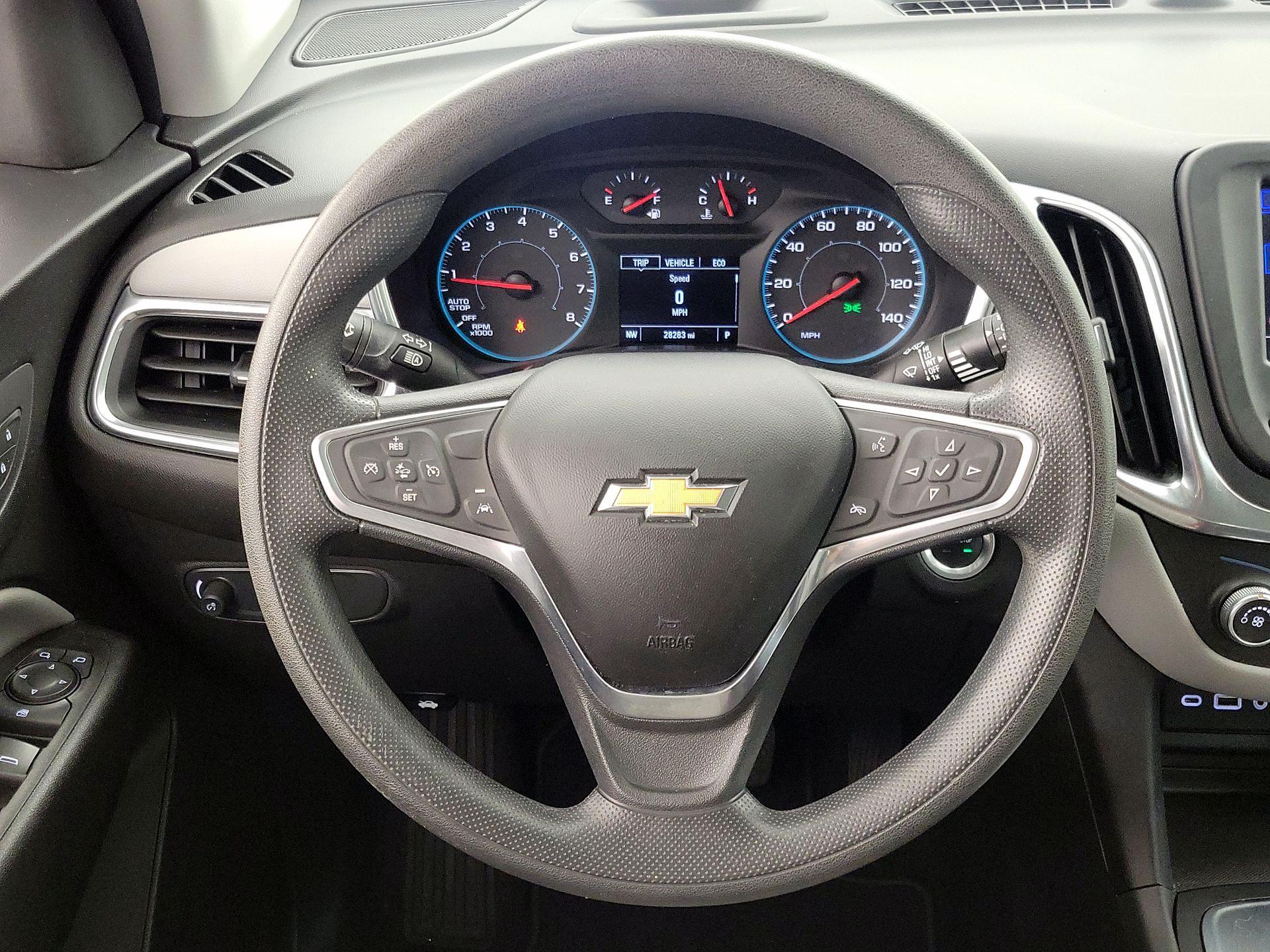 Thumbnail: 2022 Chevrolet Equinox - 10