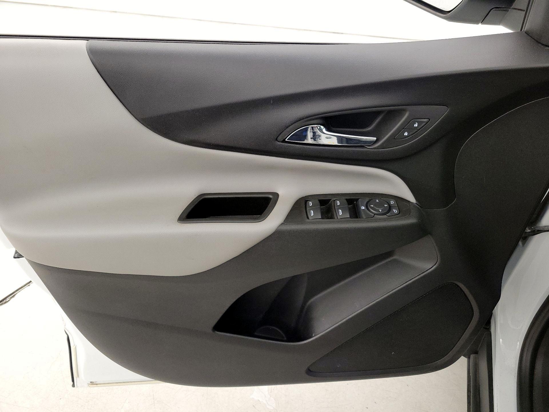 Thumbnail: 2022 Chevrolet Equinox - 12