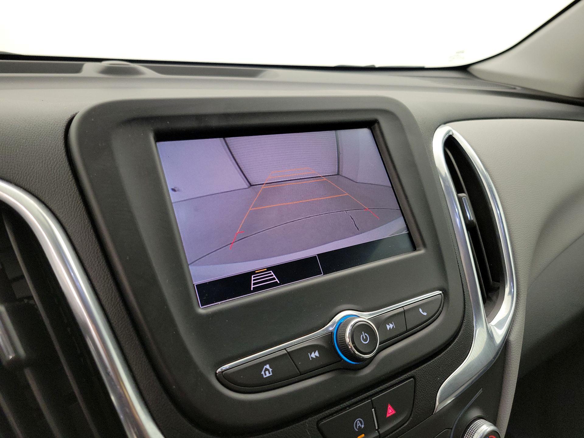 Thumbnail: 2022 Chevrolet Equinox - 14
