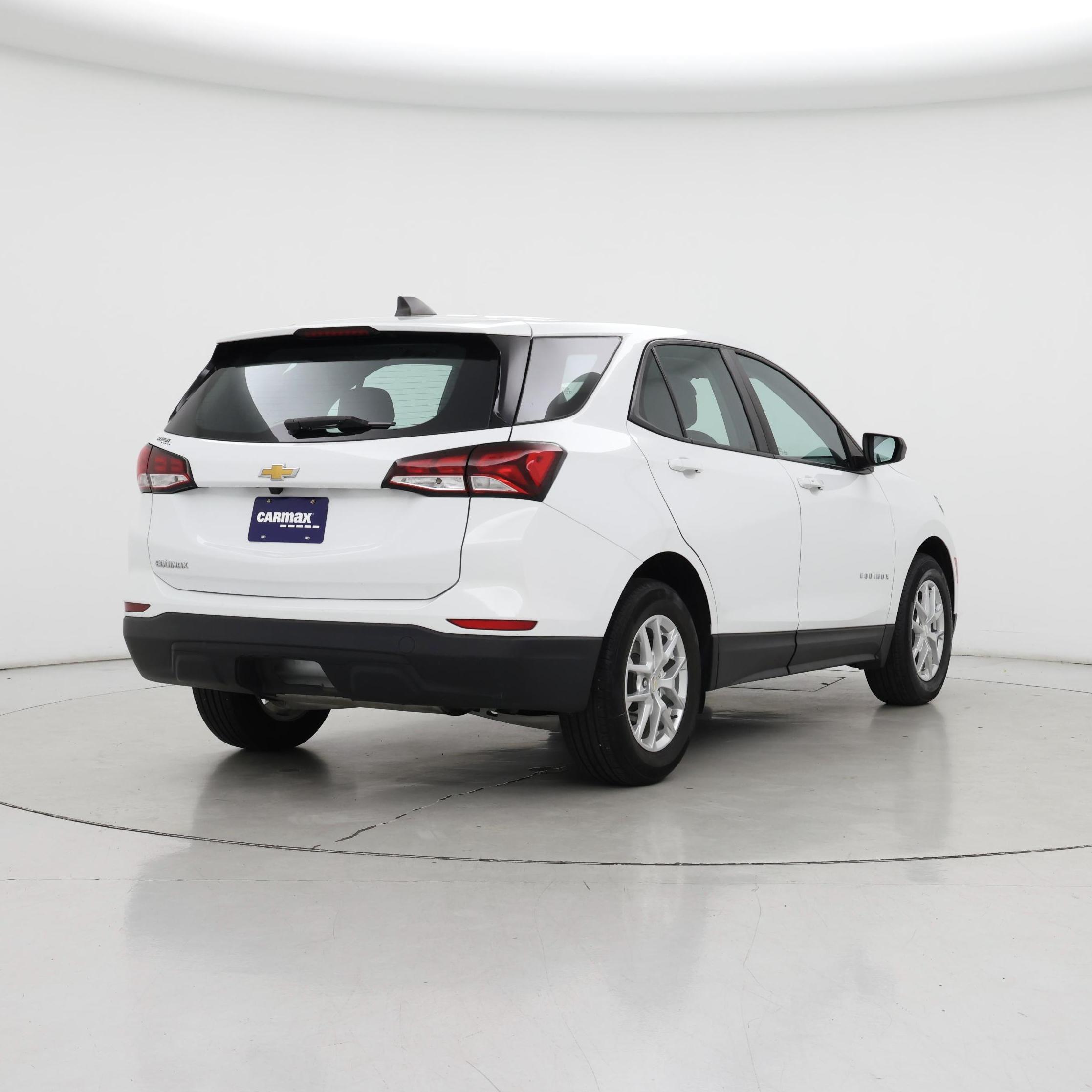 Thumbnail: 2022 Chevrolet Equinox - 8