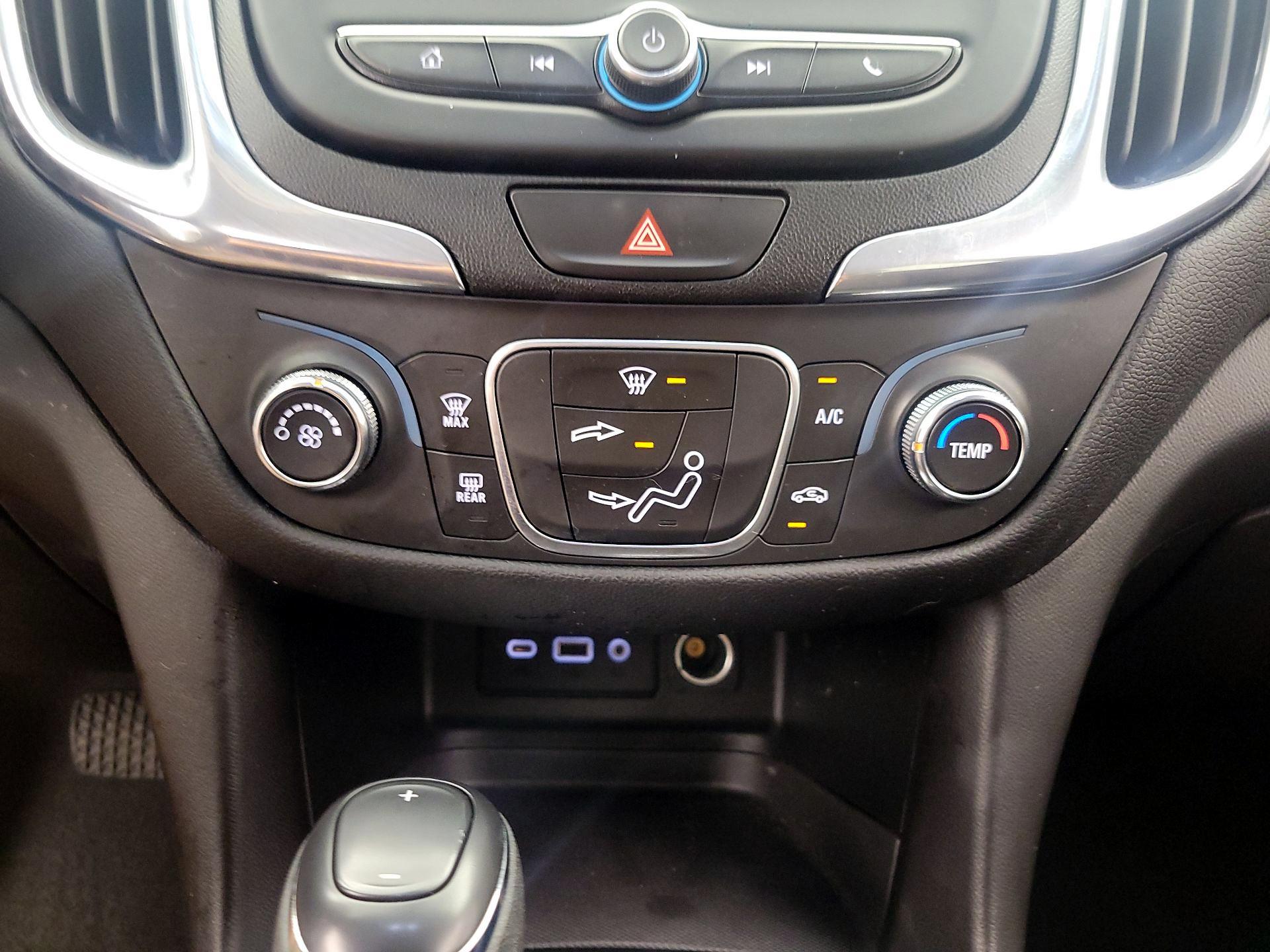 Thumbnail: 2020 Chevrolet Equinox - 16