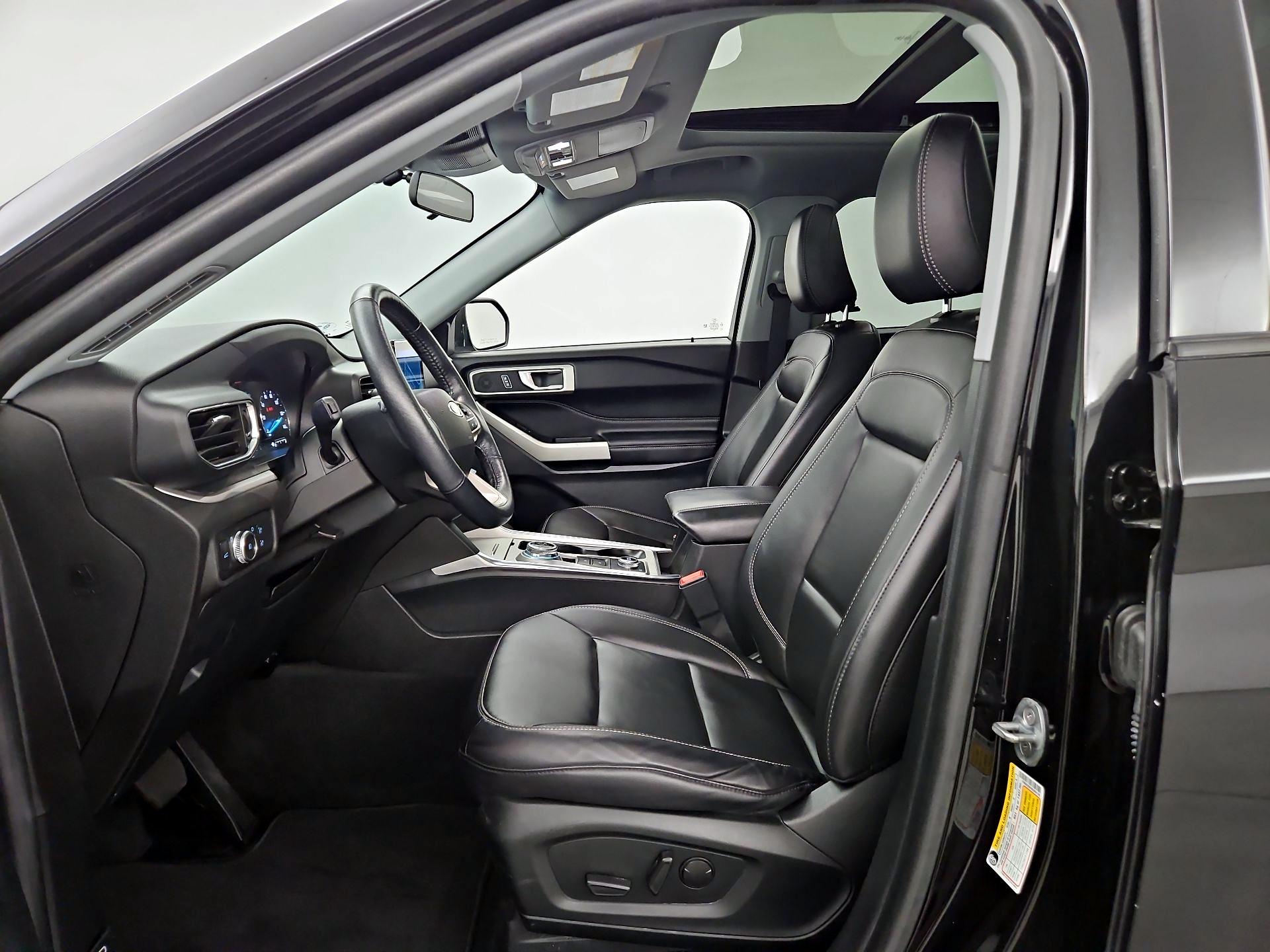 Thumbnail: 2022 Ford Explorer - 11
