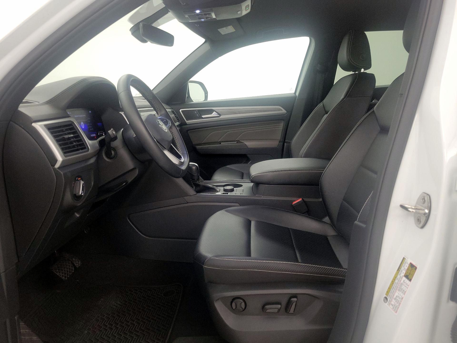 Thumbnail: 2022 Volkswagen Atlas - 11