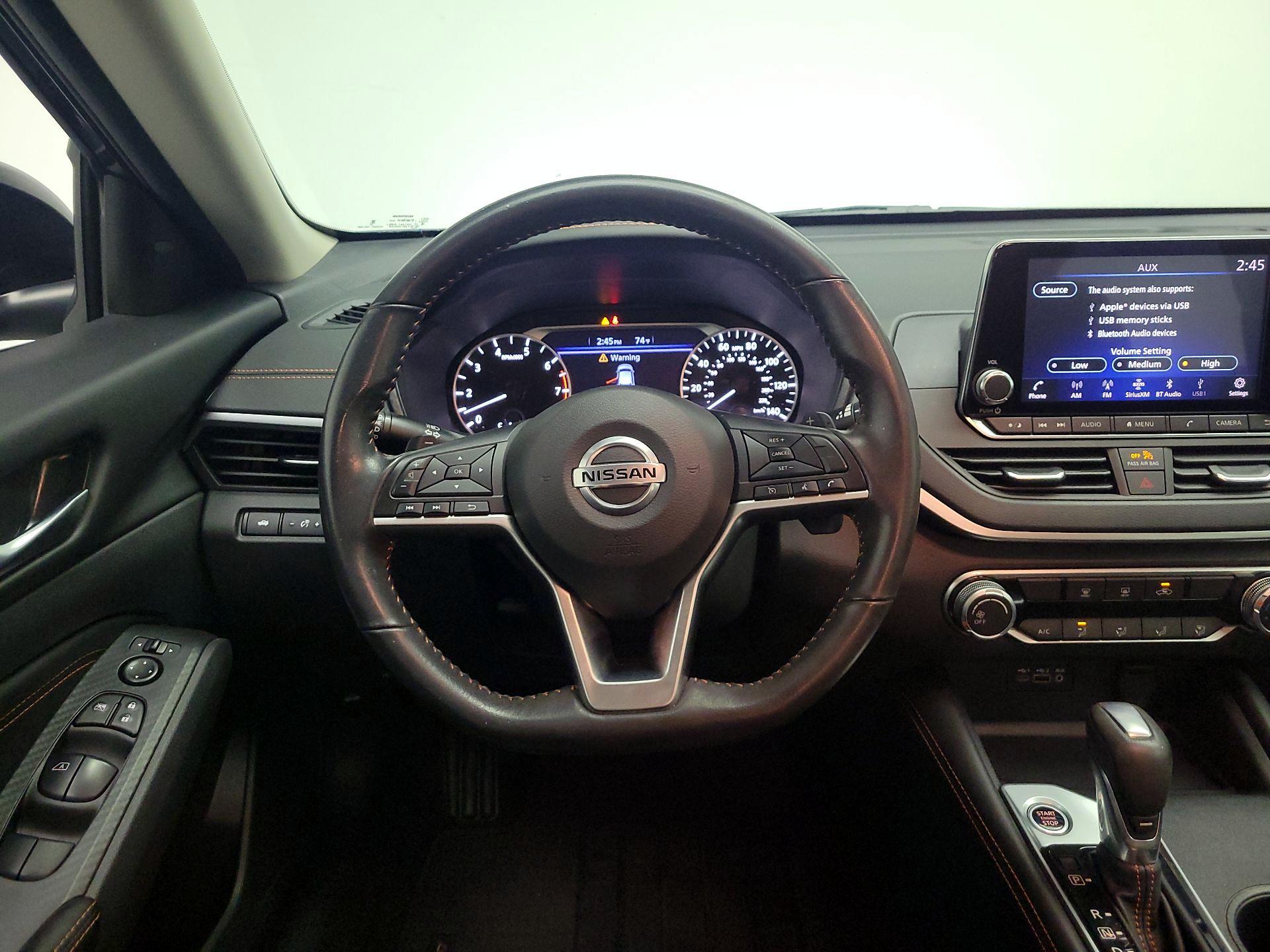 Thumbnail: 2022 Nissan Altima - 10