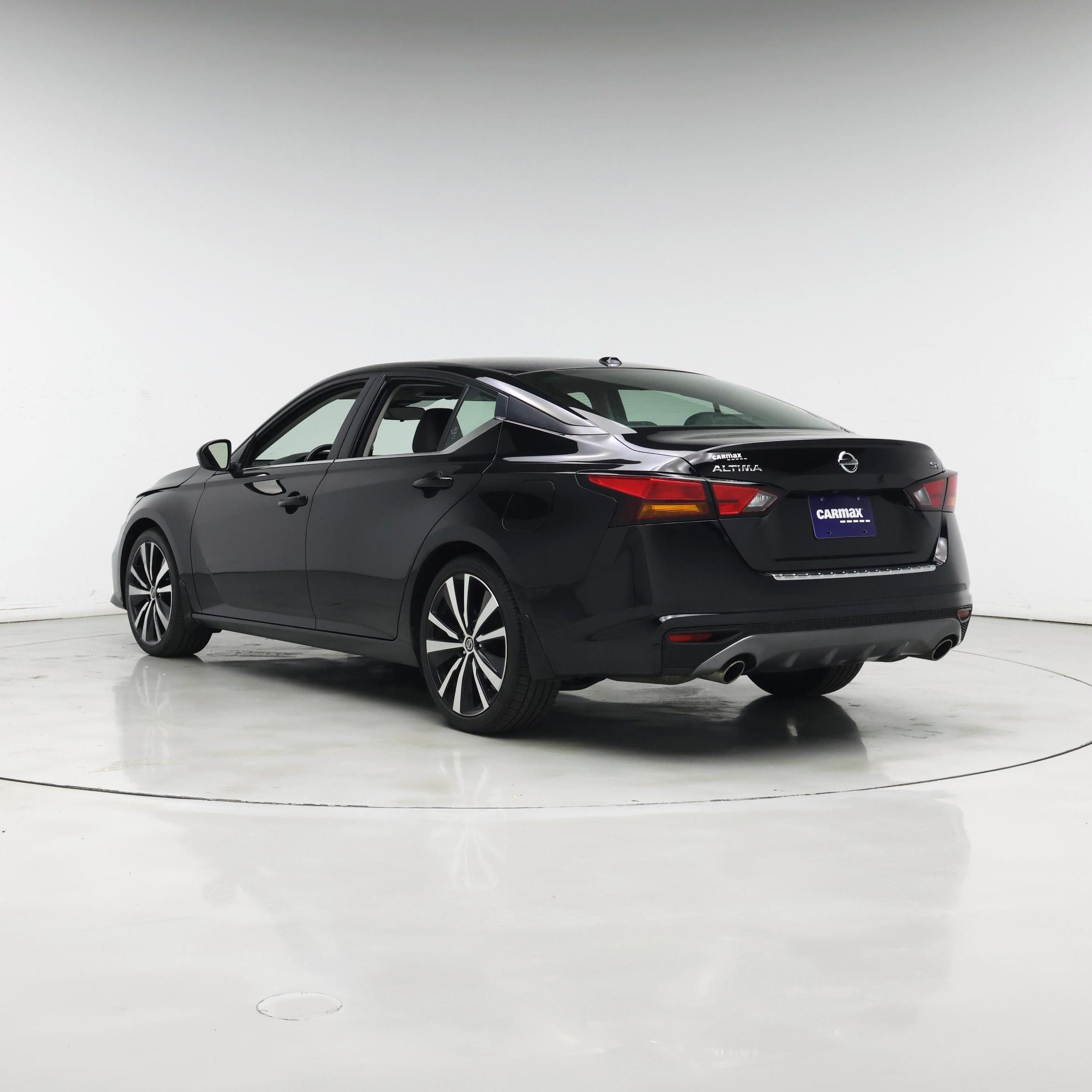Thumbnail: 2022 Nissan Altima - 2
