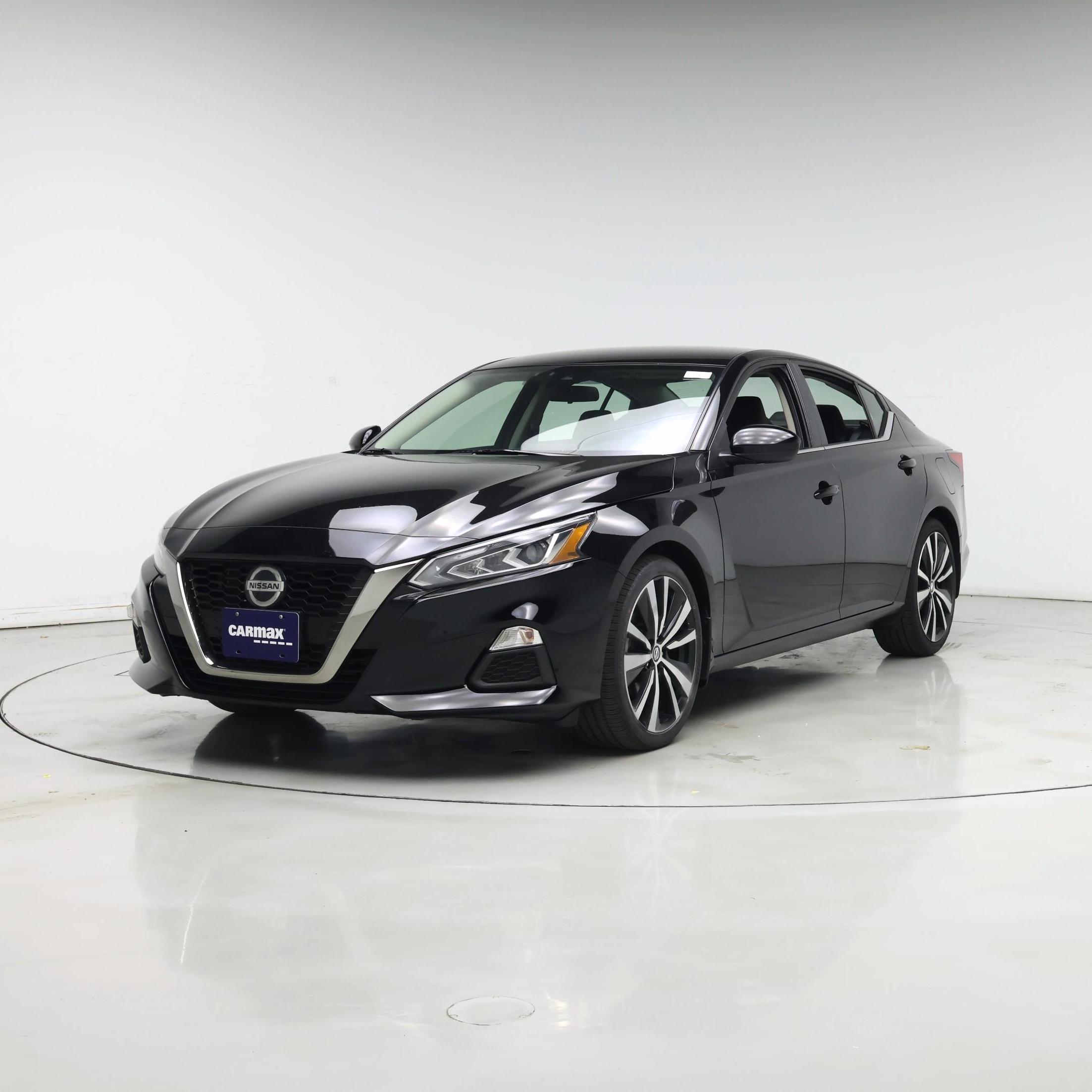 Thumbnail: 2022 Nissan Altima - 4
