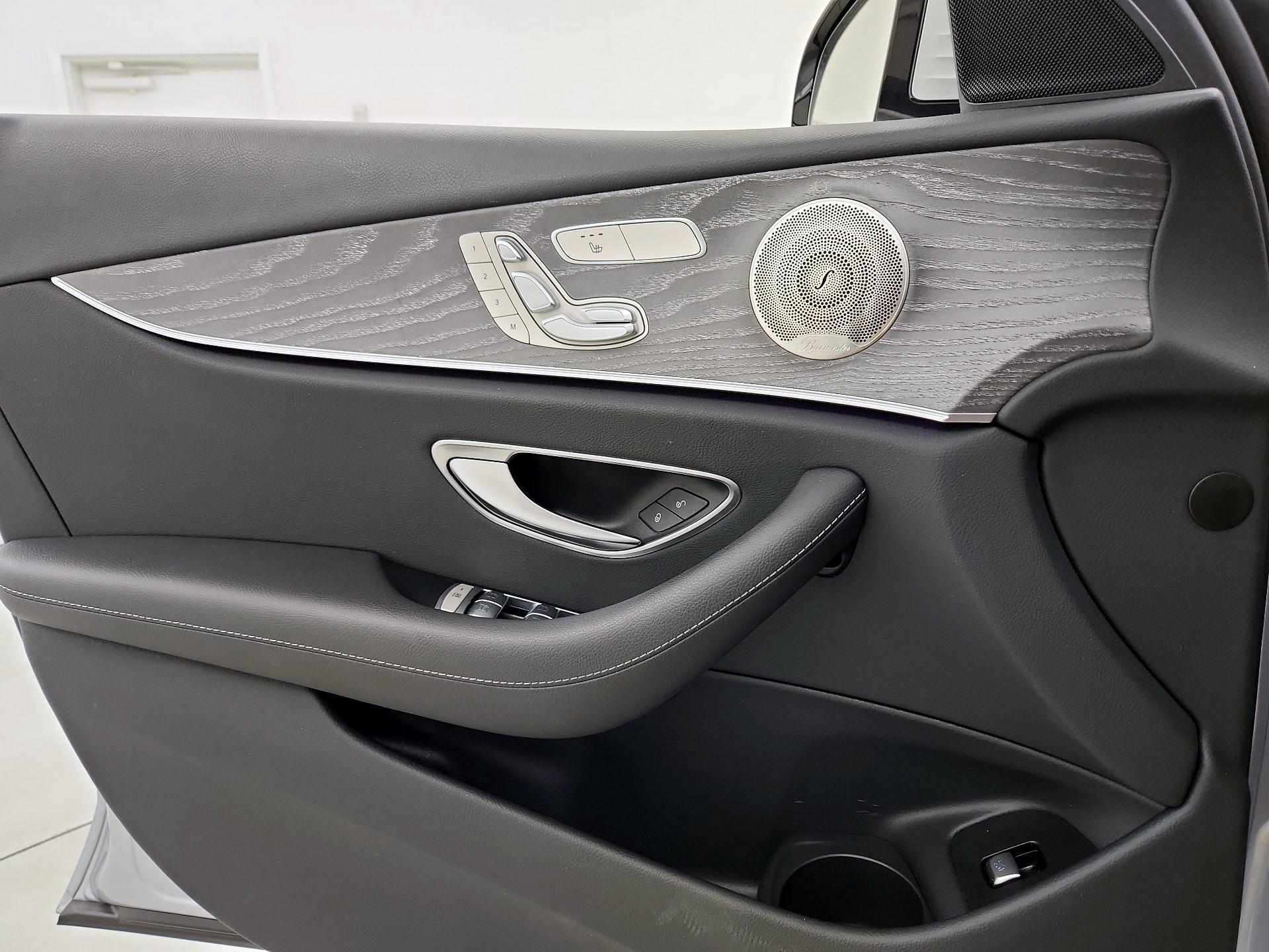 Thumbnail: 2021 Mercedes-Benz E-Class - 12