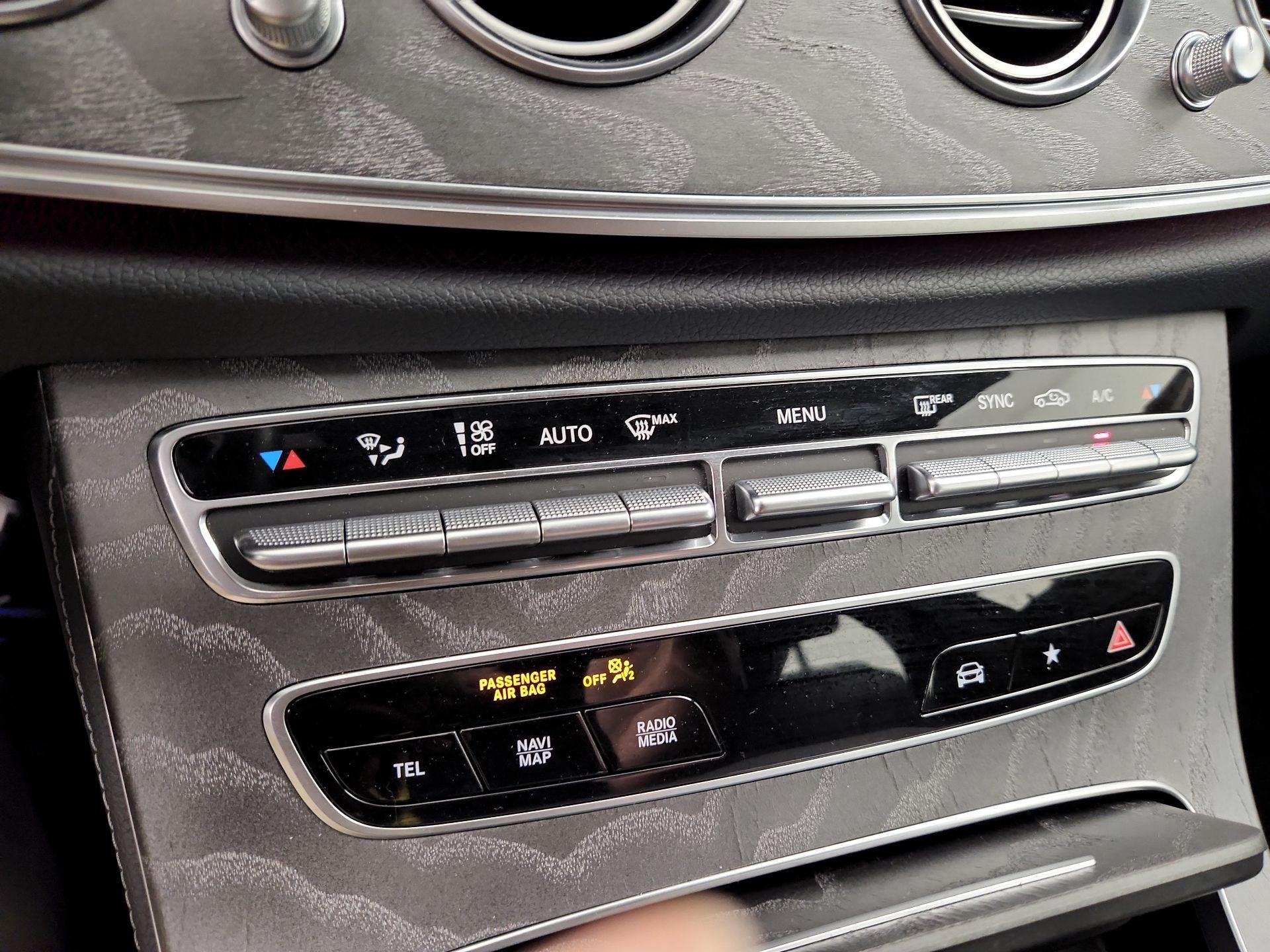 Thumbnail: 2021 Mercedes-Benz E-Class - 17