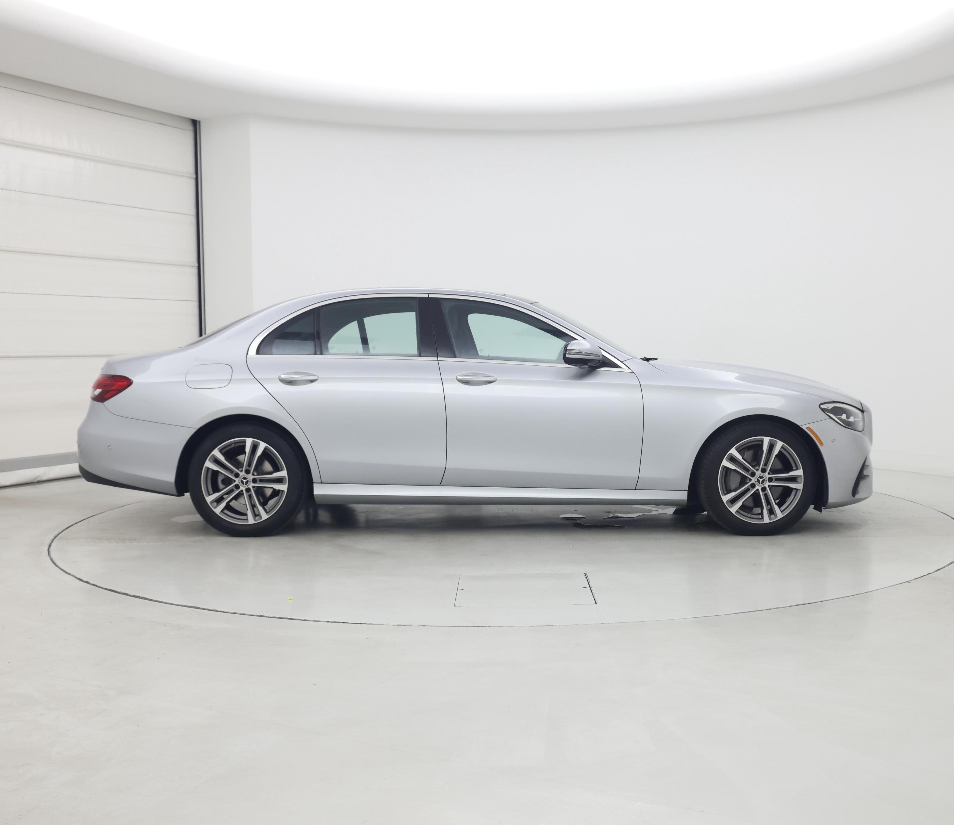 Thumbnail: 2021 Mercedes-Benz E-Class - 7