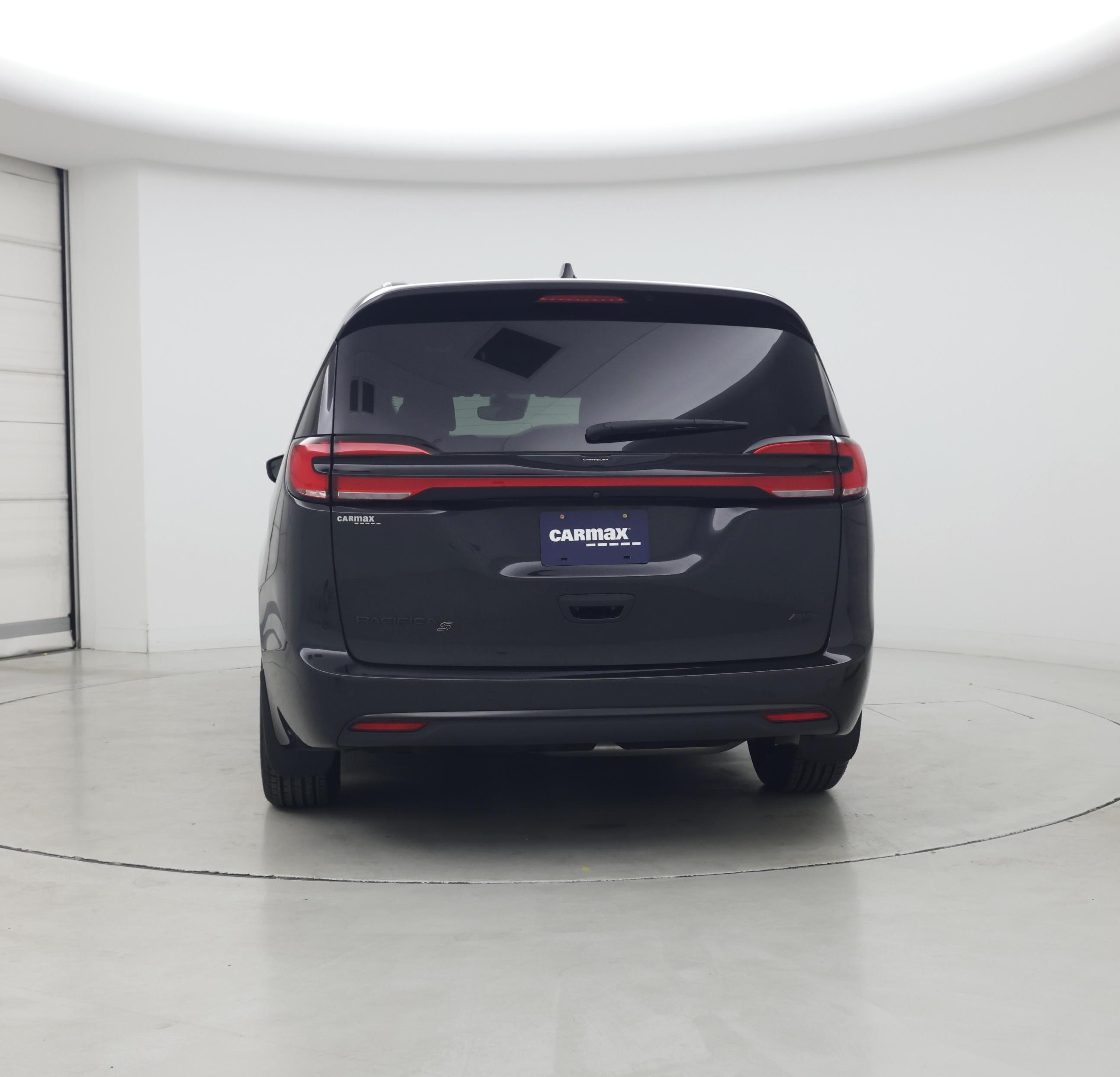 Thumbnail: 2021 Chrysler Pacifica - 6