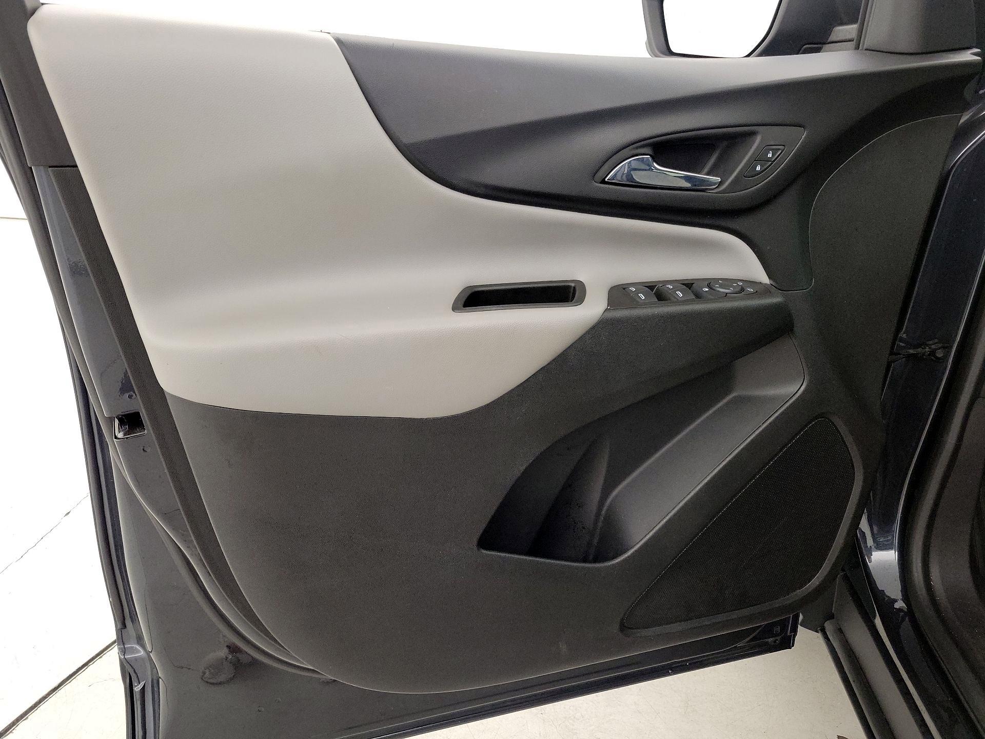 Thumbnail: 2022 Chevrolet Equinox - 12