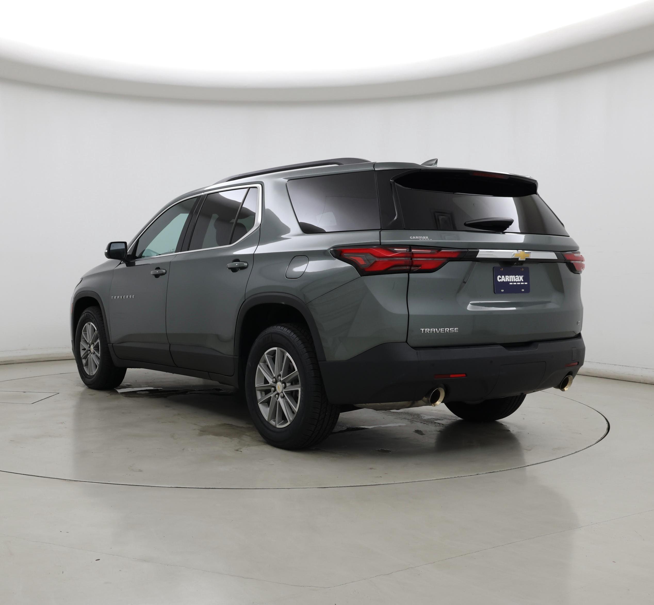 Thumbnail: 2022 Chevrolet Traverse - 2