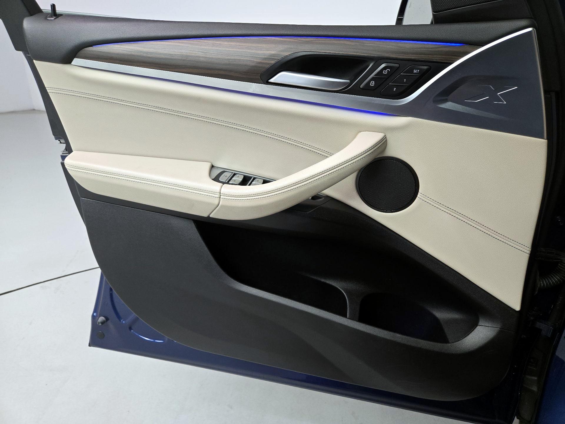 Thumbnail: 2021 BMW X3 - 12