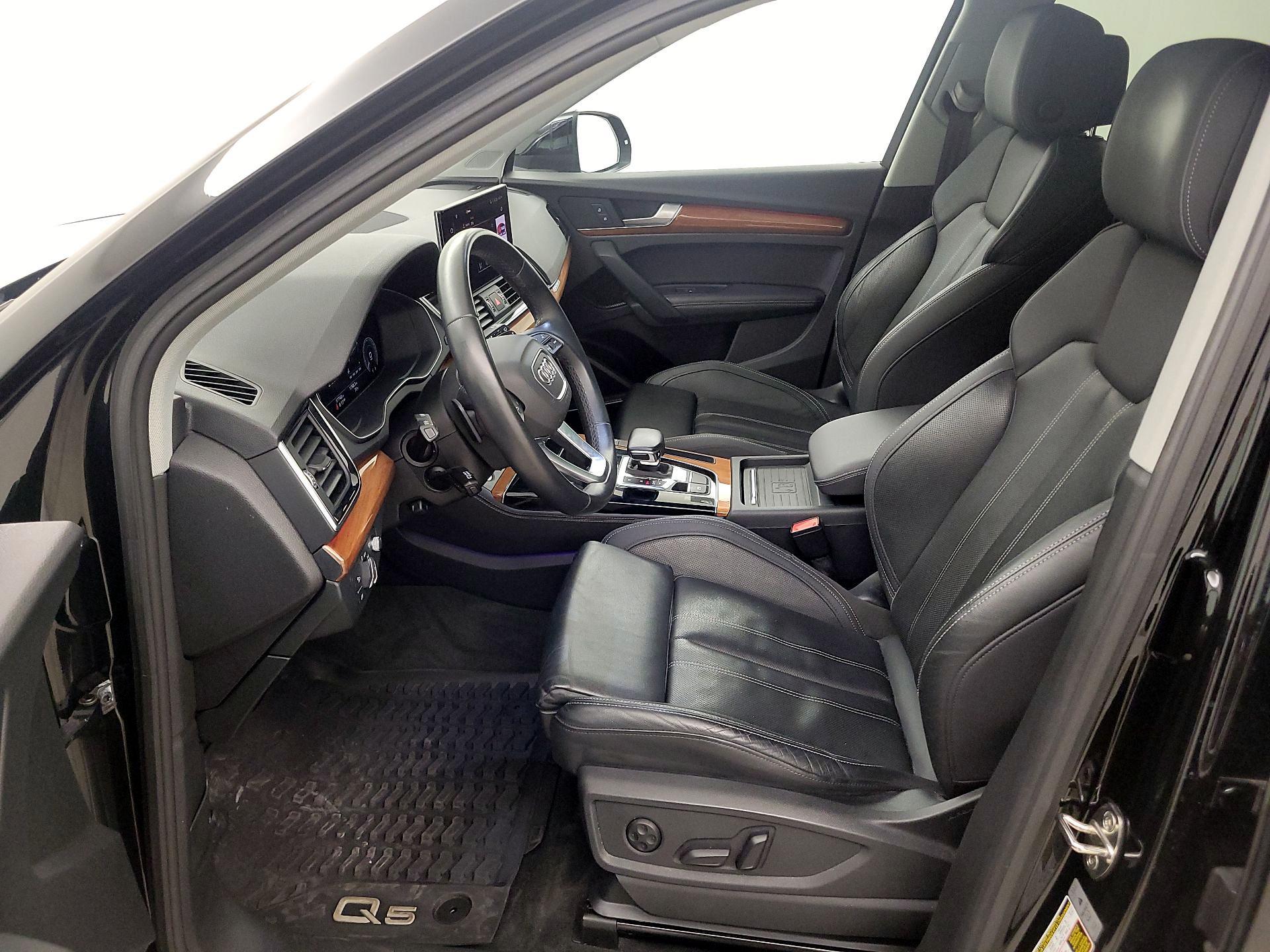 Thumbnail: 2021 Audi Q5 - 11