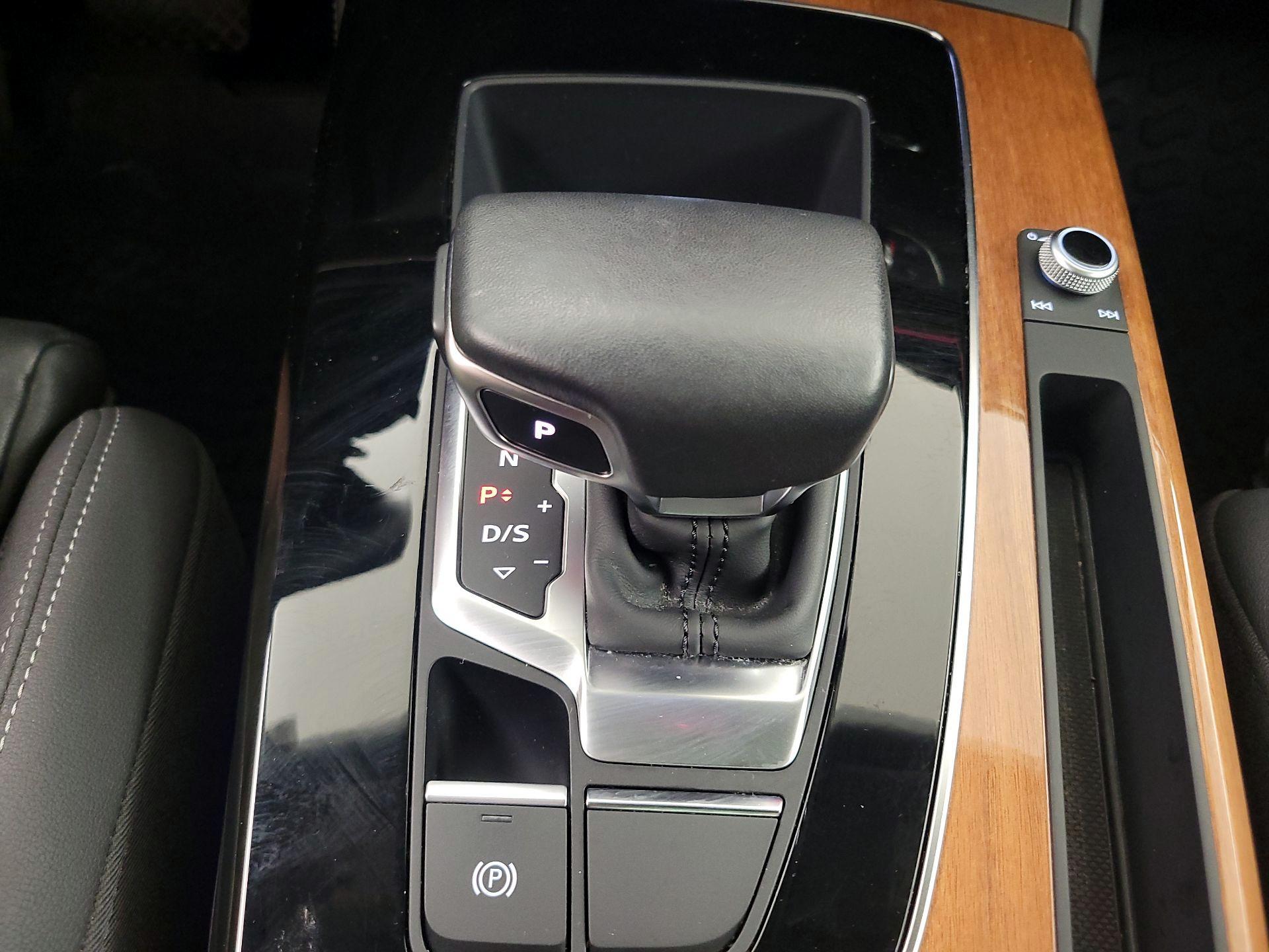 Thumbnail: 2021 Audi Q5 - 18