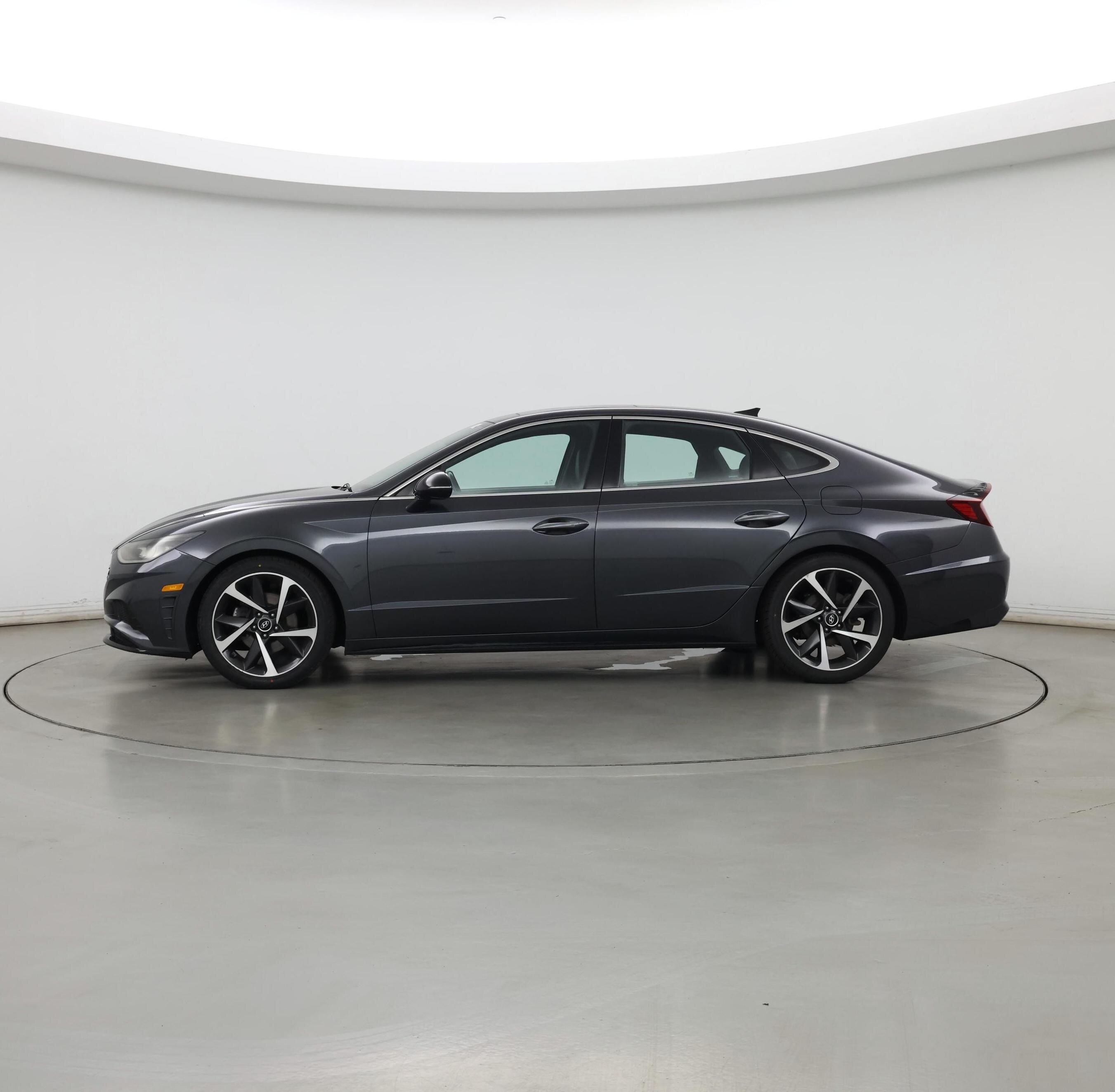 Thumbnail: 2022 Hyundai Sonata - 3