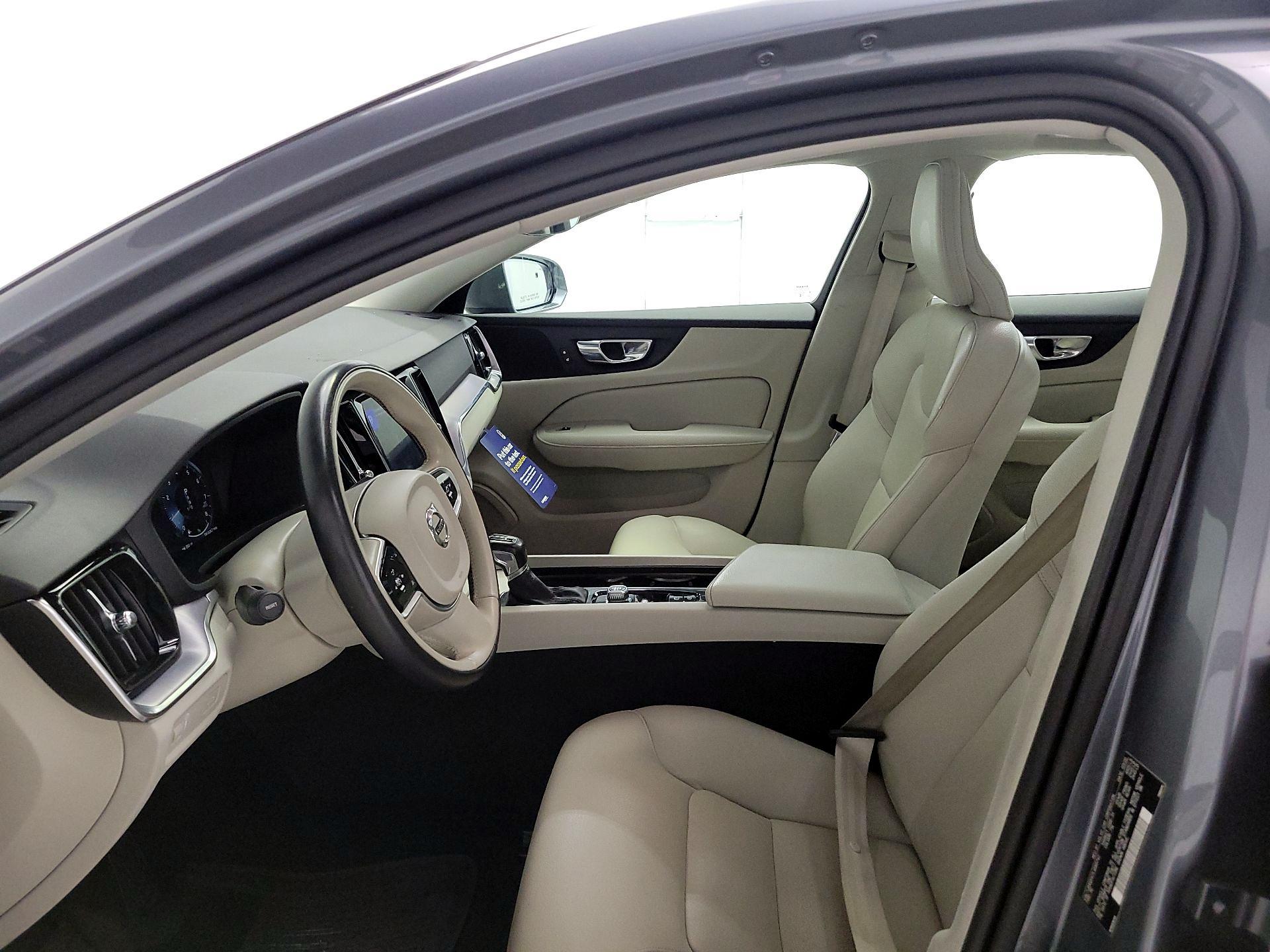 Thumbnail: 2020 Volvo S60 - 11