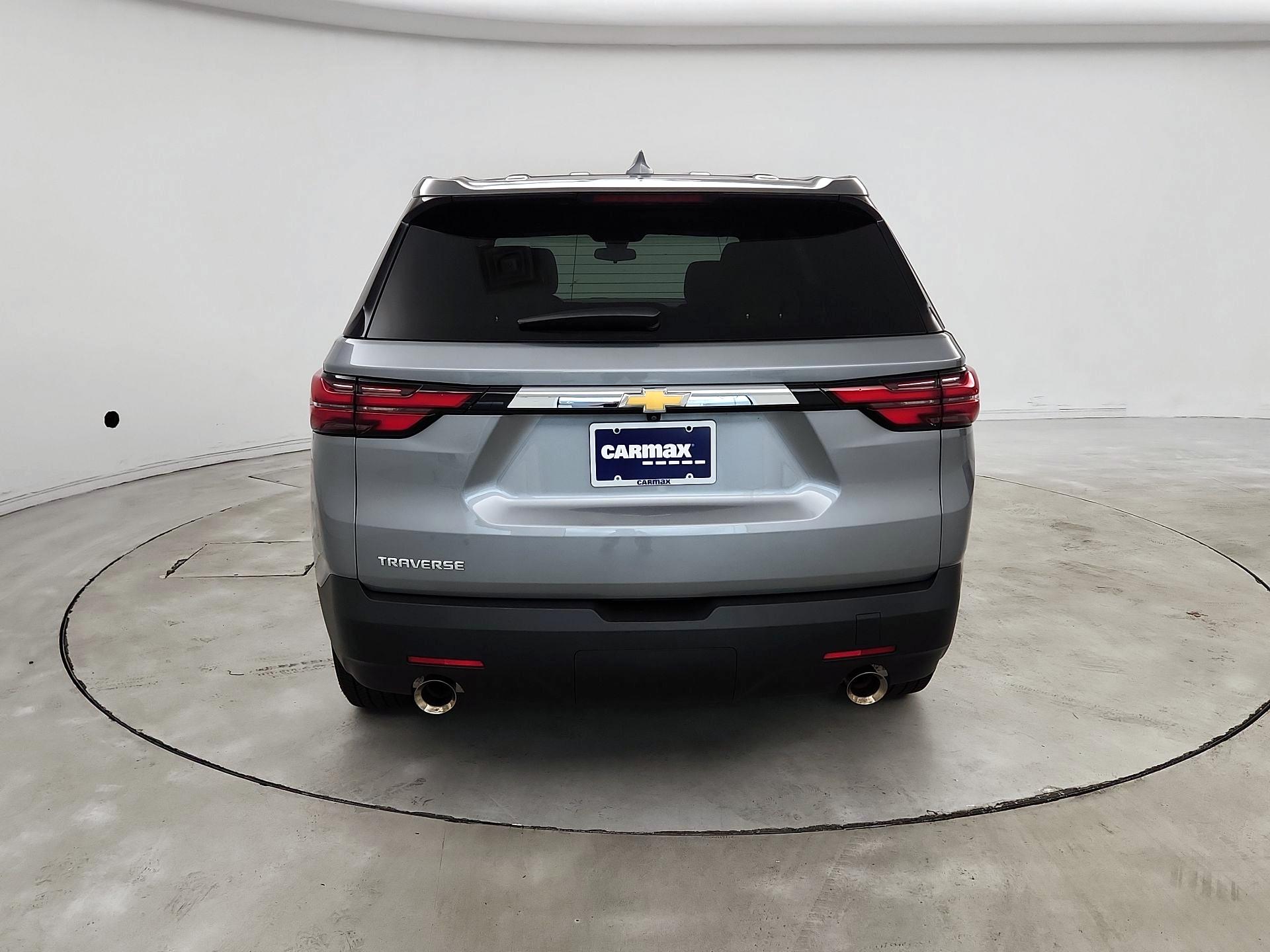 Thumbnail: 2023 Chevrolet Traverse - 6