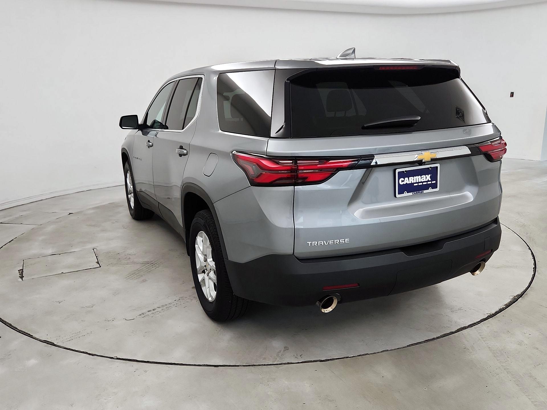 Thumbnail: 2023 Chevrolet Traverse - 7
